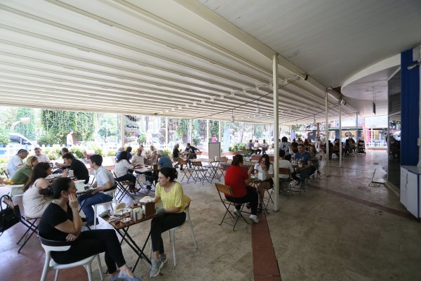 turistik-park-kafe-ve-restoran-vatandaslarin-tercihi-olmaya-devam-ediyor-474388-eb84f268f1478c7c593c77743487dca5.jpg