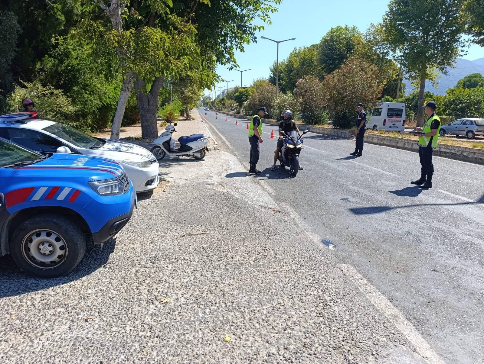 Aydın’da jandarmadan sürücülere trafik güvenliği eğitimi