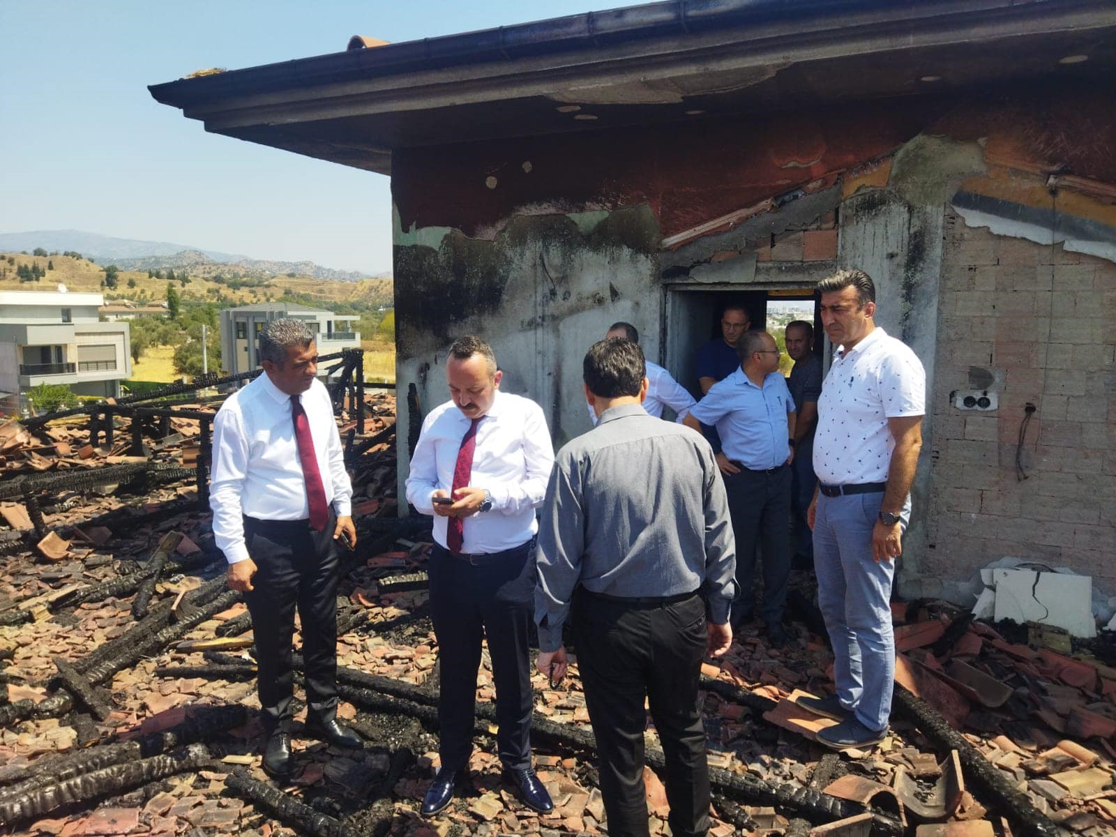 Nazilli'de yangın sonrası hasar tespiti yapıldı 