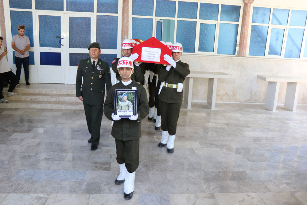 İzne gelen asker bıçaklandı! Yaşamını yitirdi