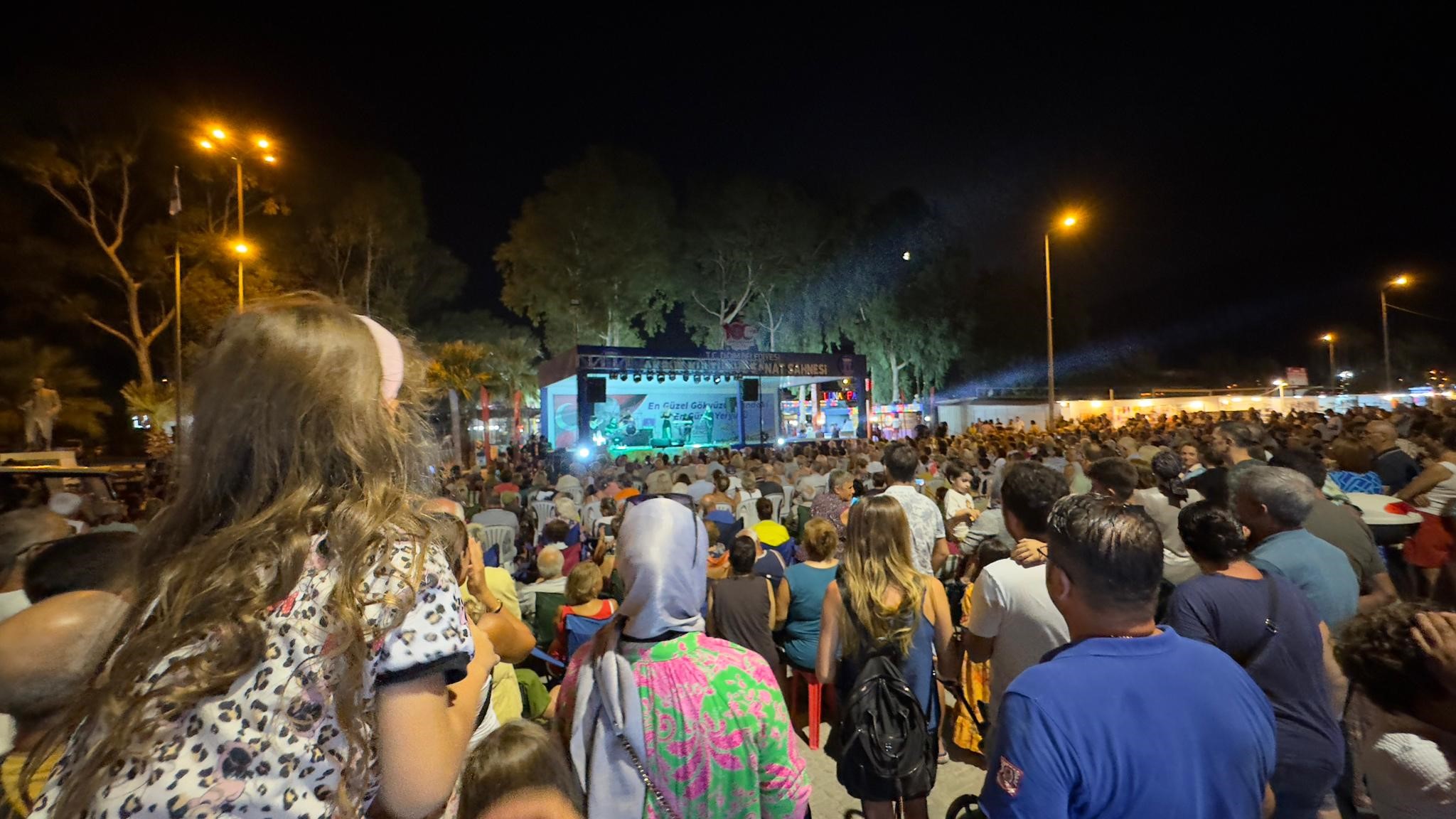 Didim konserinde gözler Başkan Gençay'ı aradı