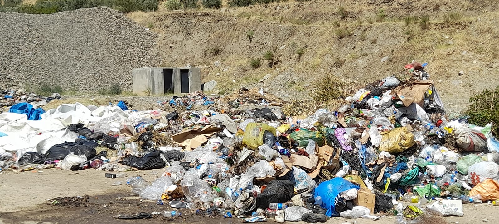 Aydın'da skandal olay! Deve Güreşi Arenası çöplüğe döndü