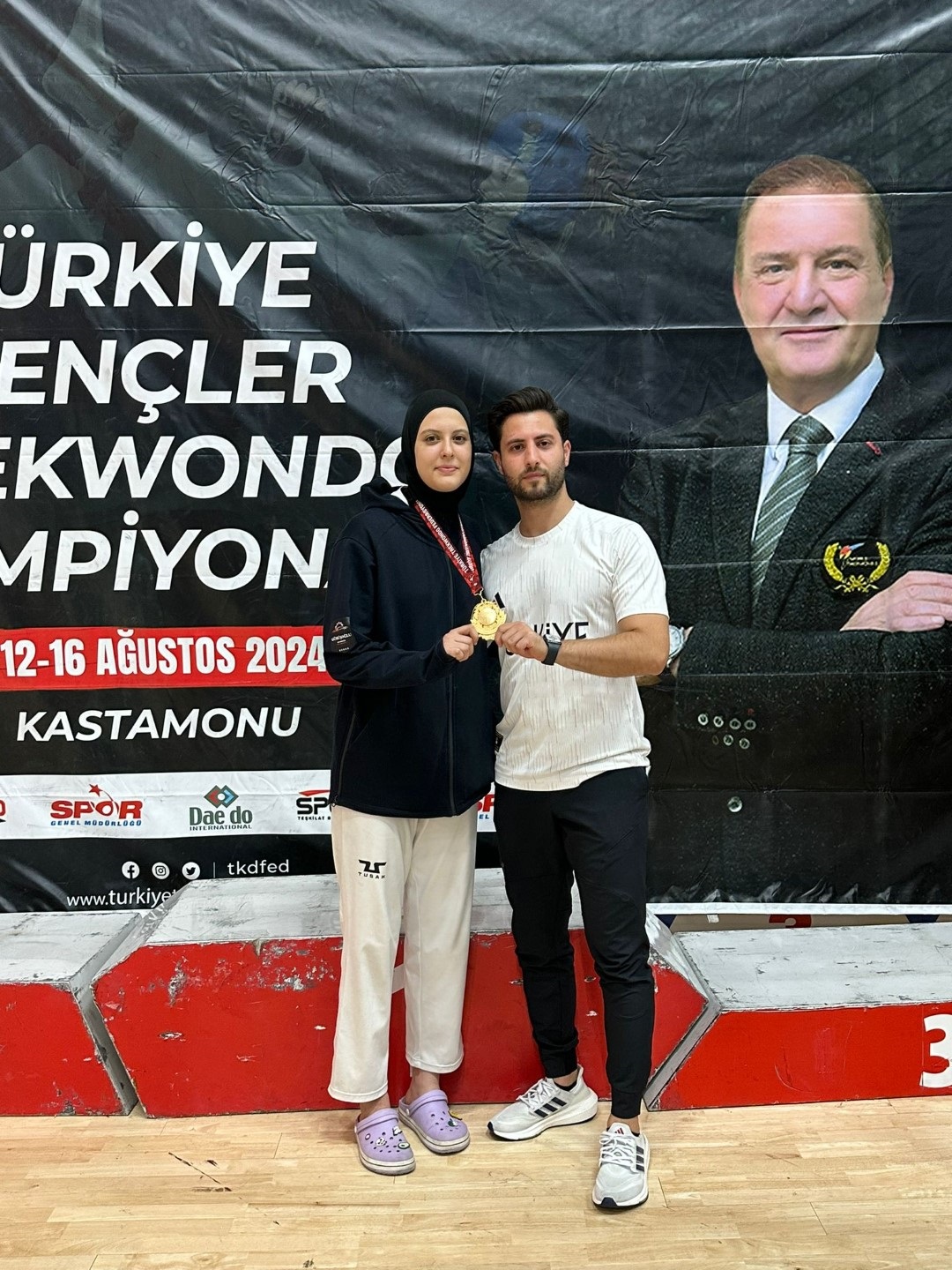 Başarılı sporcu gurur yaşattı