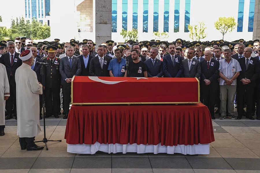 Nazilli’nin şehit damadı son yolculuğuna uğurlandı