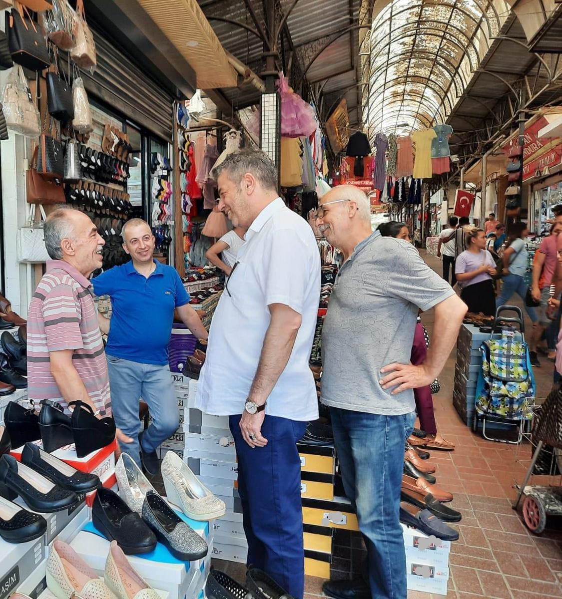 Künkcü’den velilere çağrı: “Okul alışverişinde yerel esnafı tercih edin”