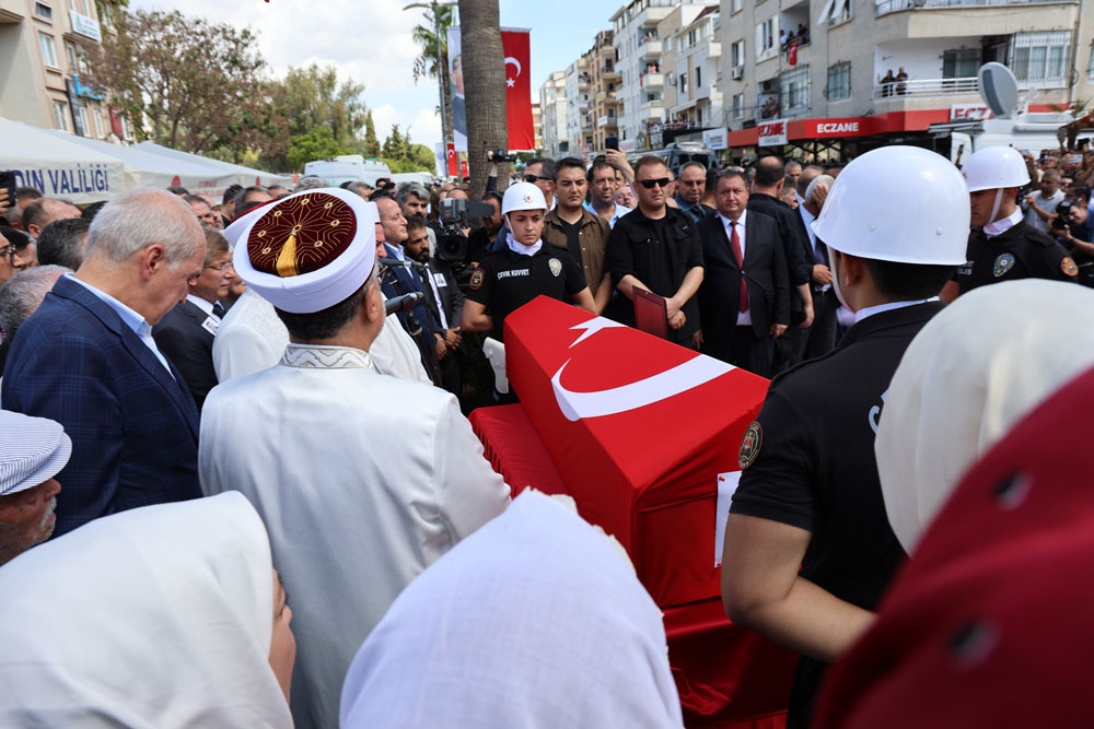 Ayşenur’un anneannesi: “Çocuğum geleceğim dedi ama dönmedi”