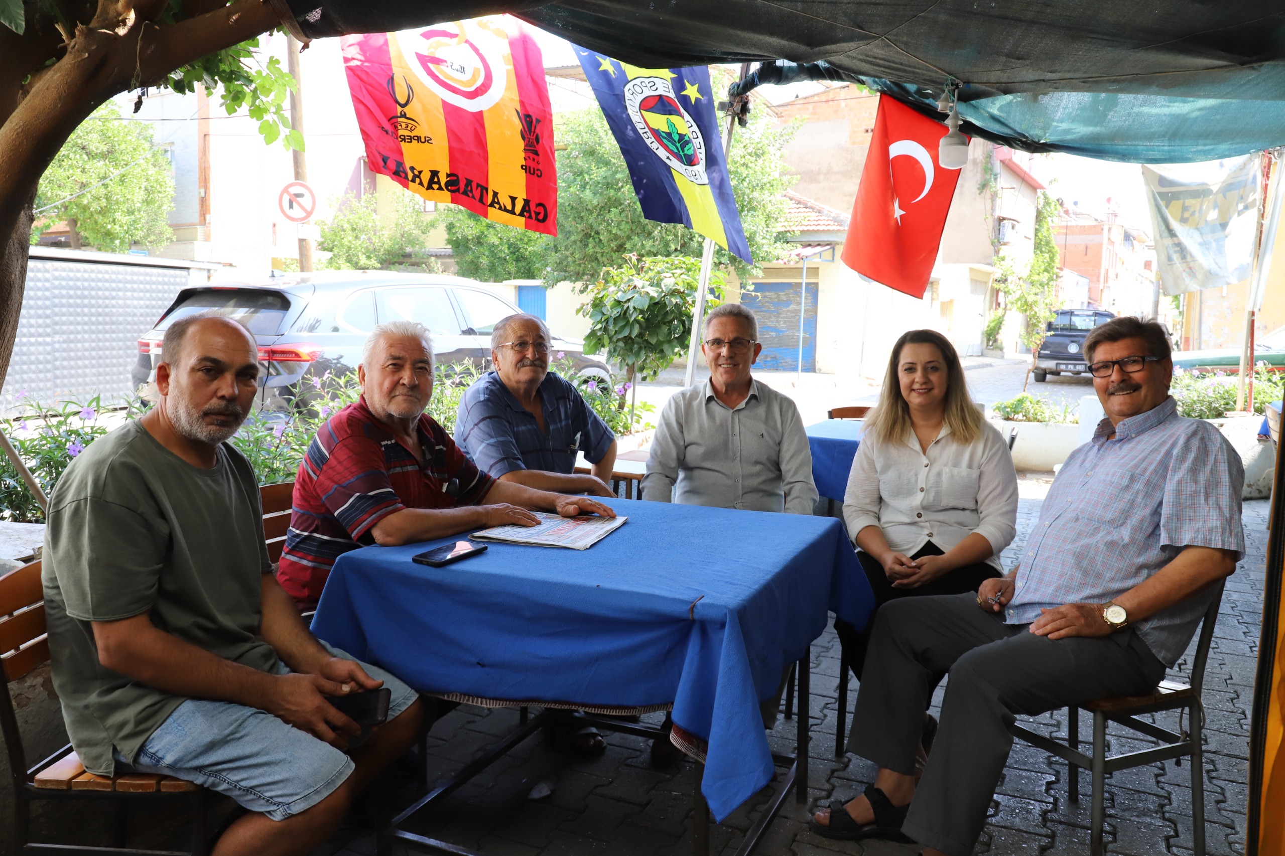 Başkan Tetik’e Cumhuriyet Mahallesi’nde sevgi seli