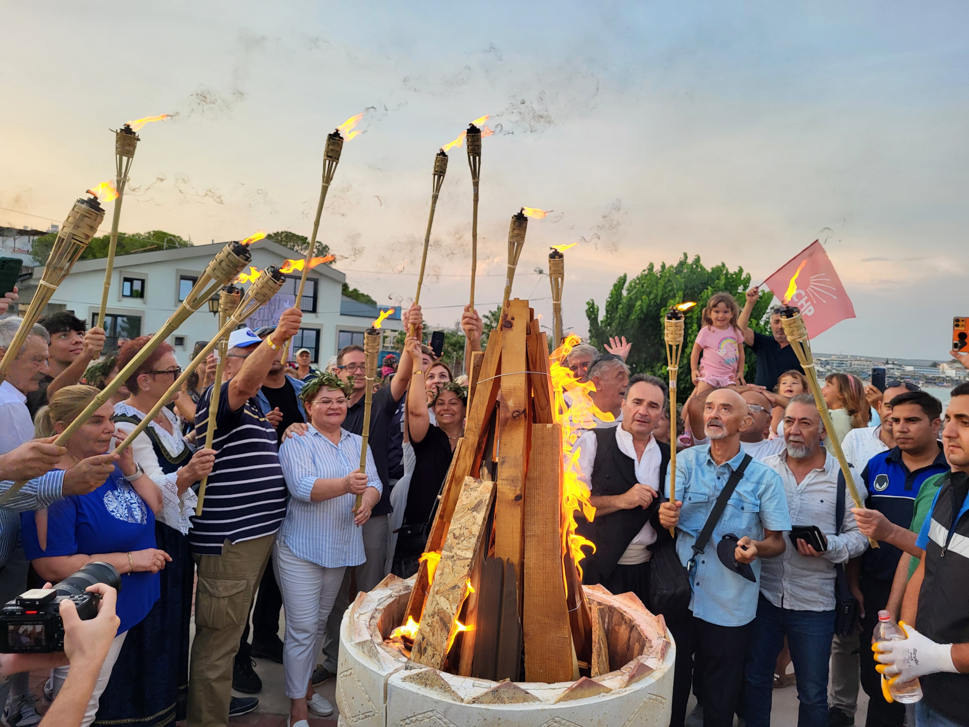 Didim’de 29. kez barış meşalesi yakıldı 