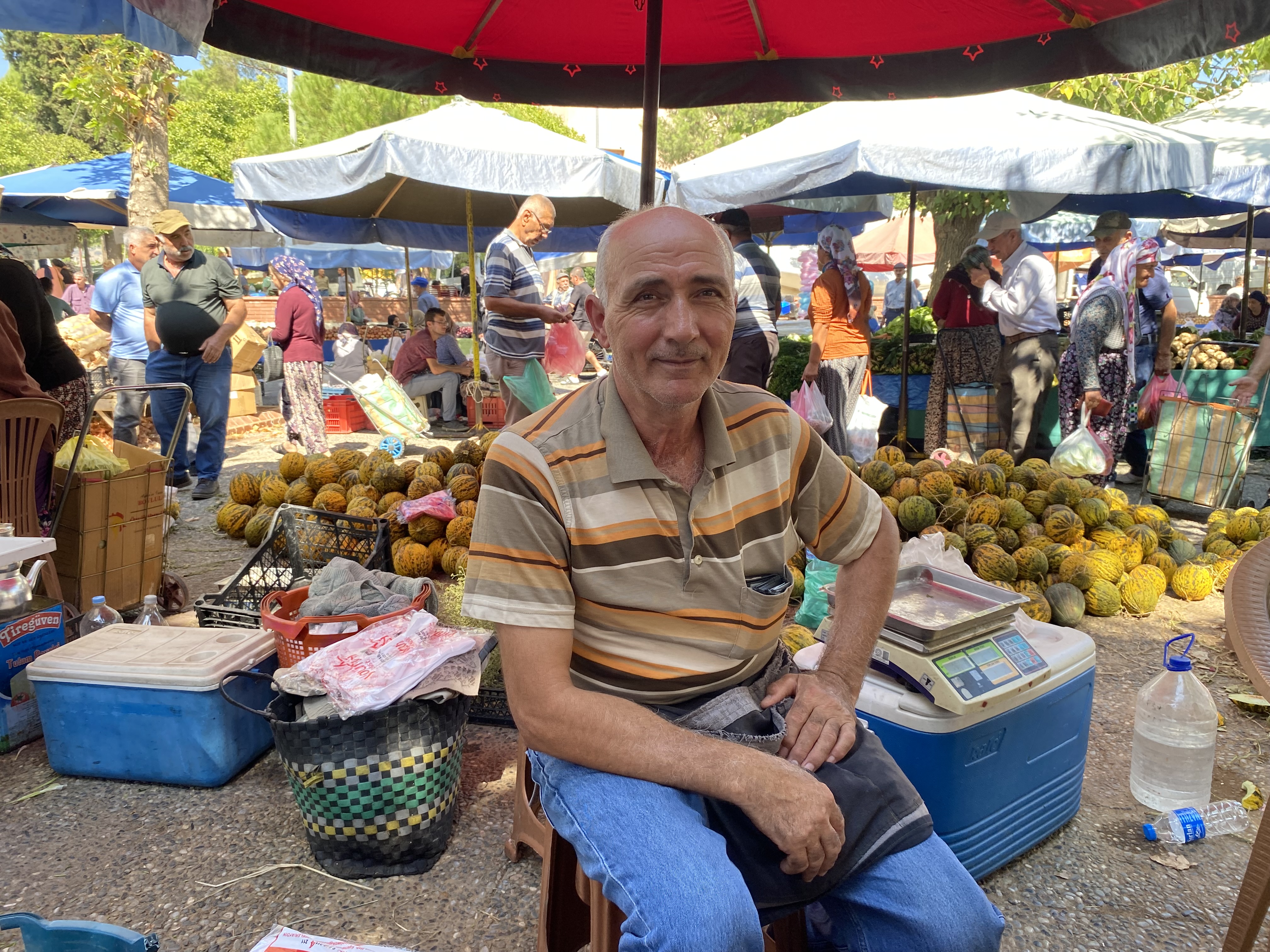 Umurlu'da kapalı pazar yeri talep ediliyor 