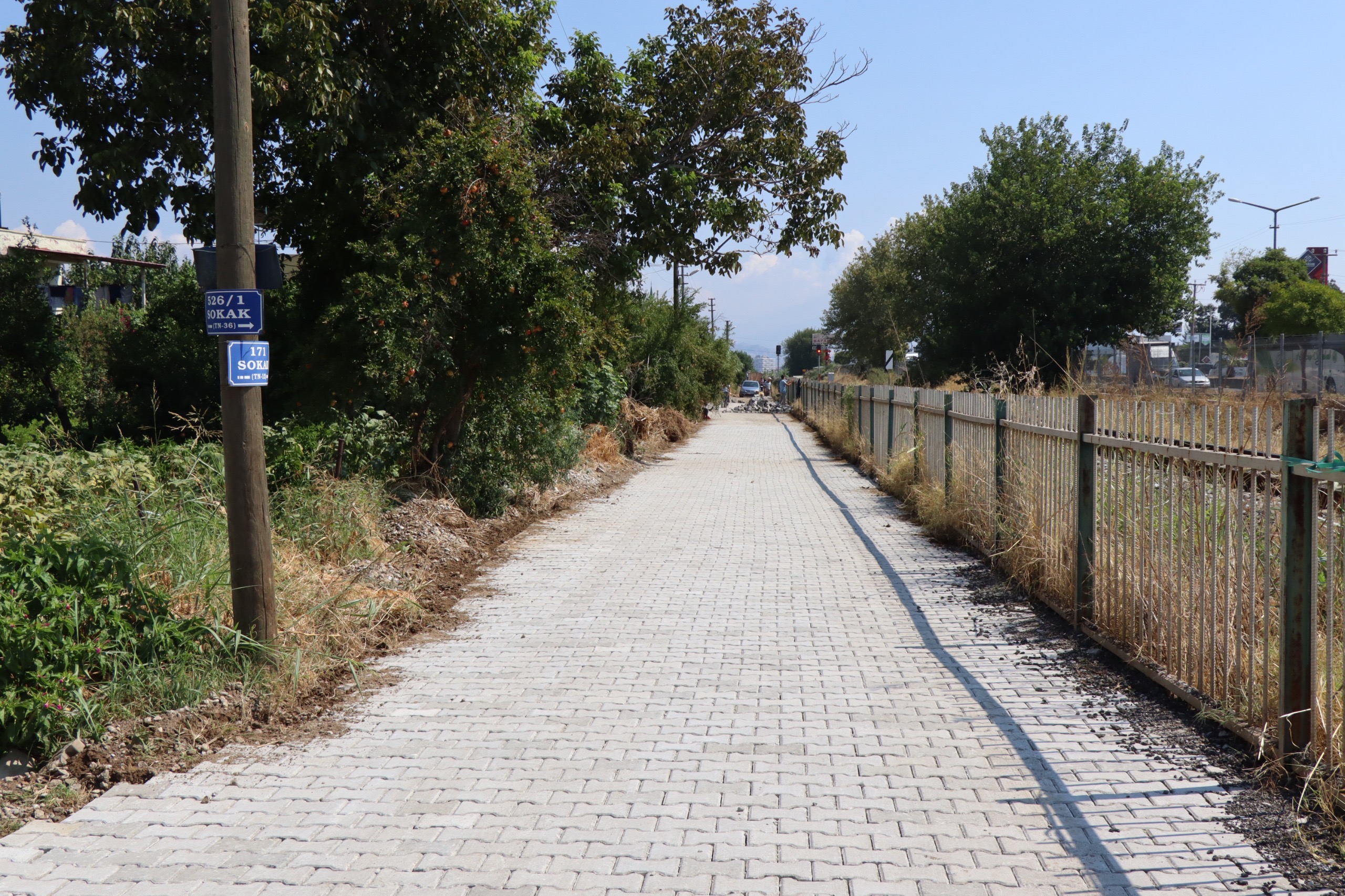 Vatandastan Gelen Talepler Yerine Getiriliyor Toprak Yol Parke Tasiyla Kaplandi 503095 017F0C95D36727041D739F42221Cb812