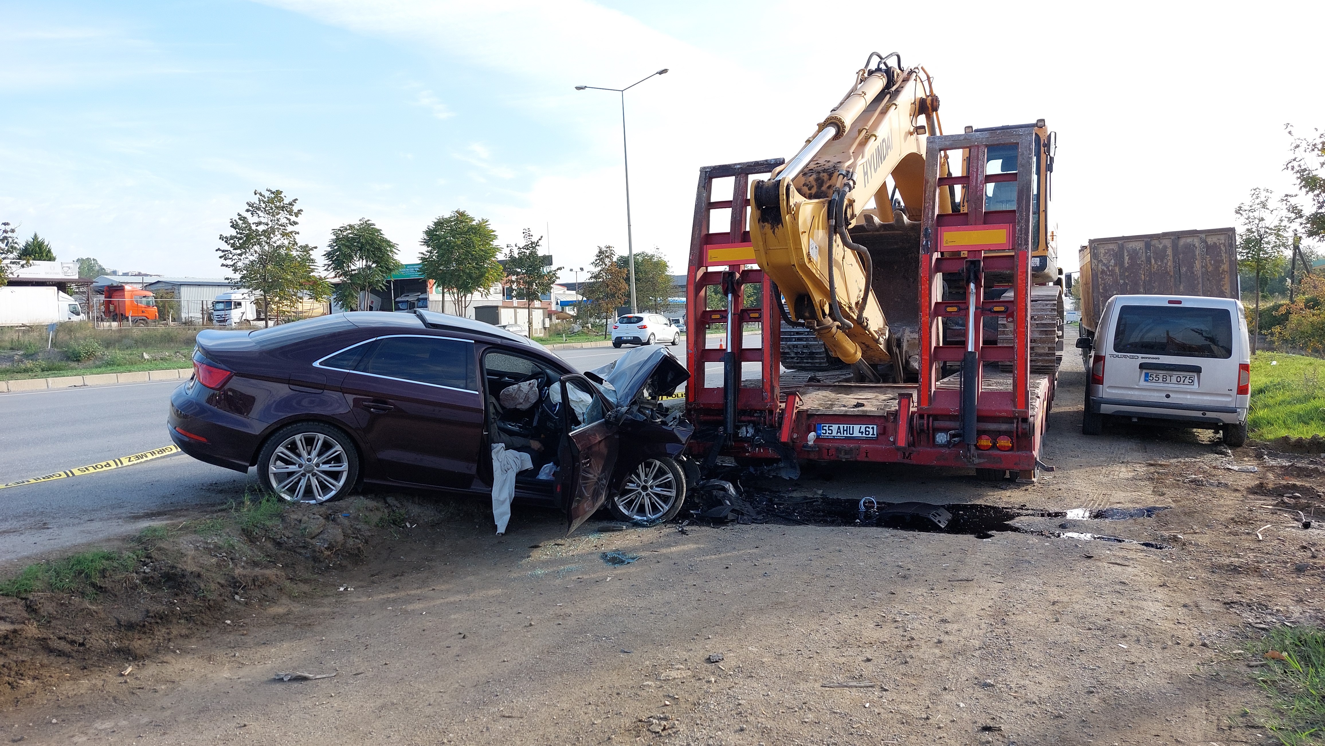 Ecel direksiyon başında yakaladı! Kalp krizi geçirip feci şekilde yaşamını yitirdi 