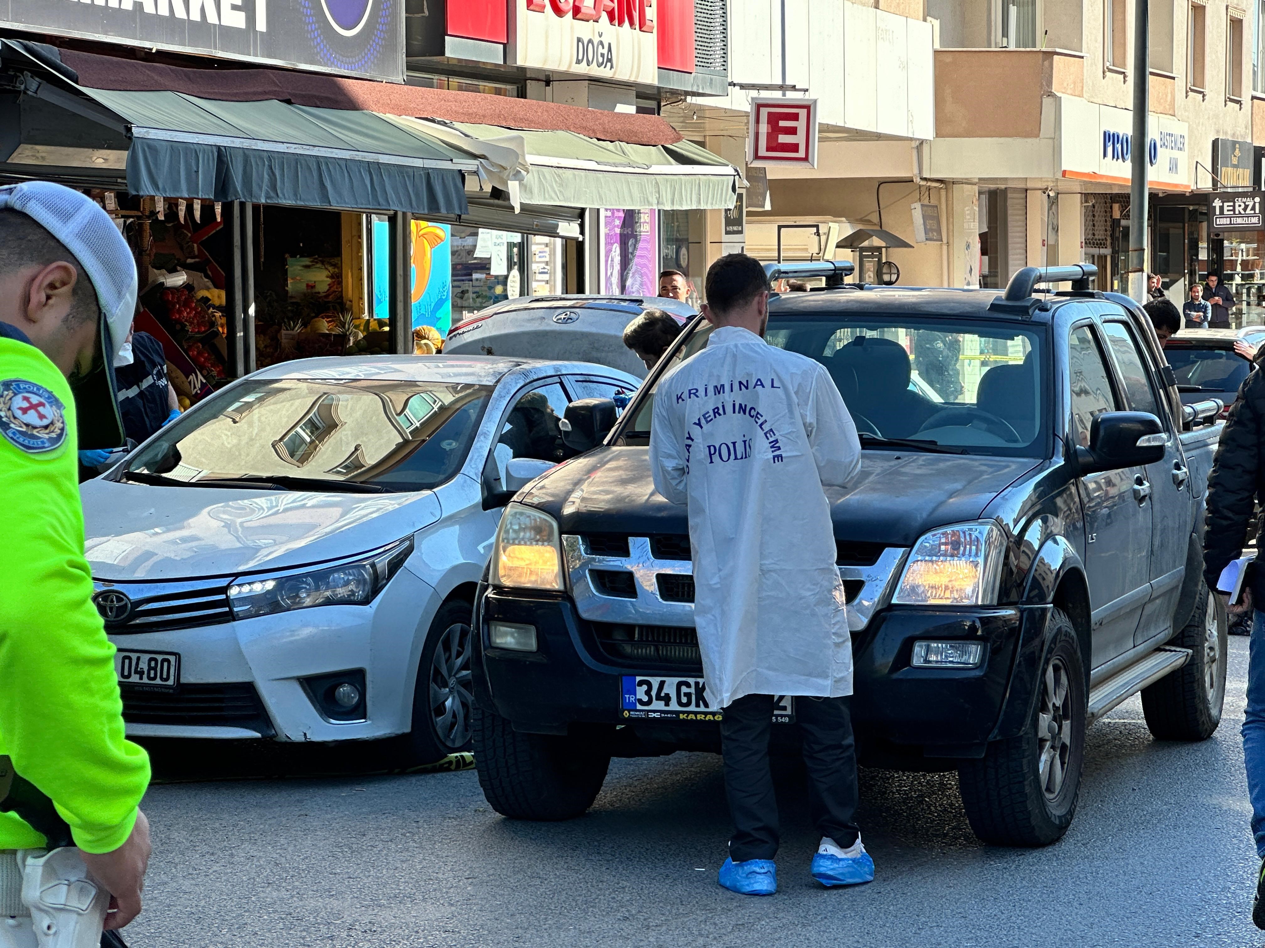 Emekli asker polise çekiçle saldırdı! Ateş açıldı, 3 kişi yaralandı