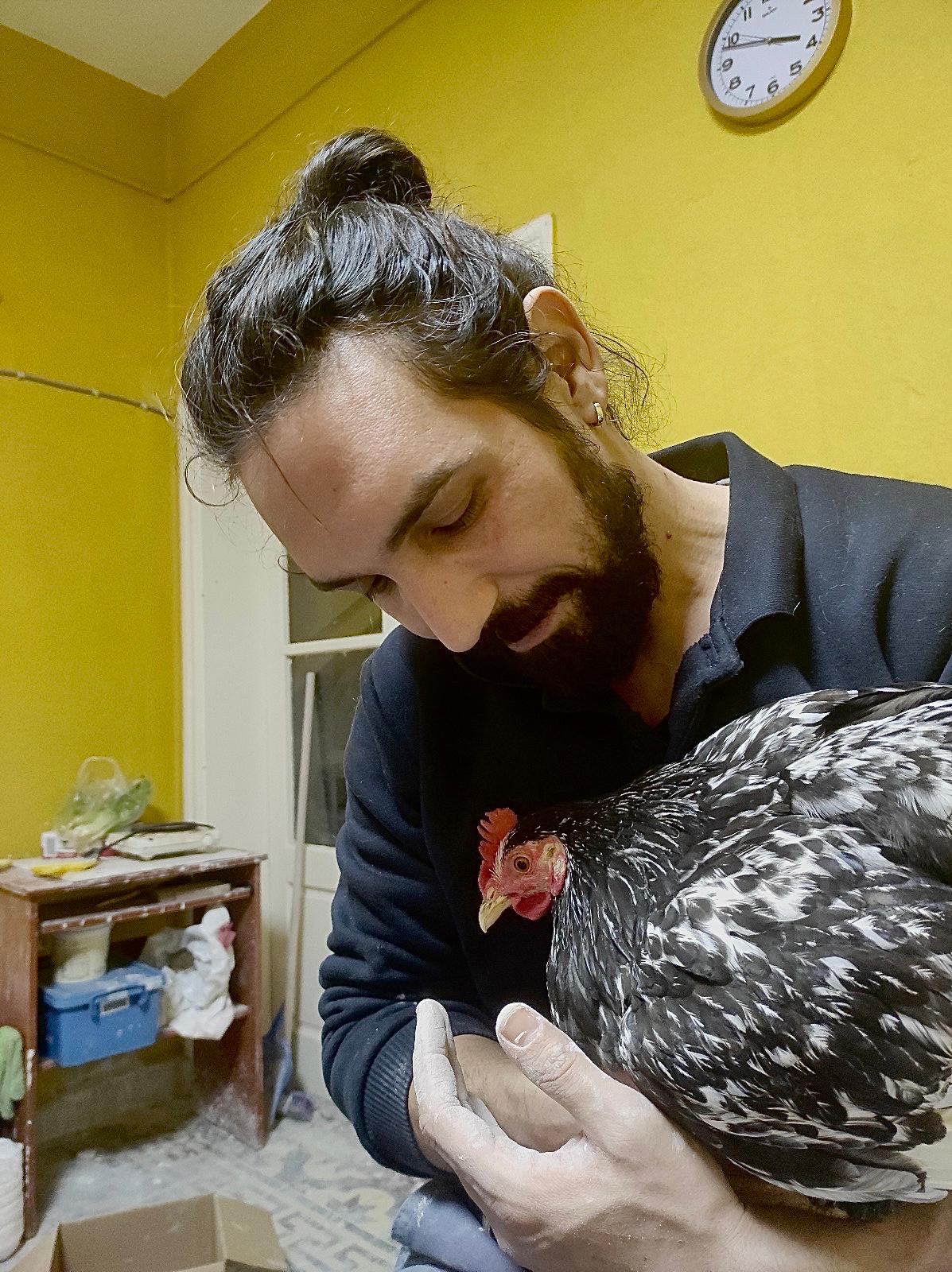 Vegan çift Aydın’da 100’e yakın hayvan bakıyor