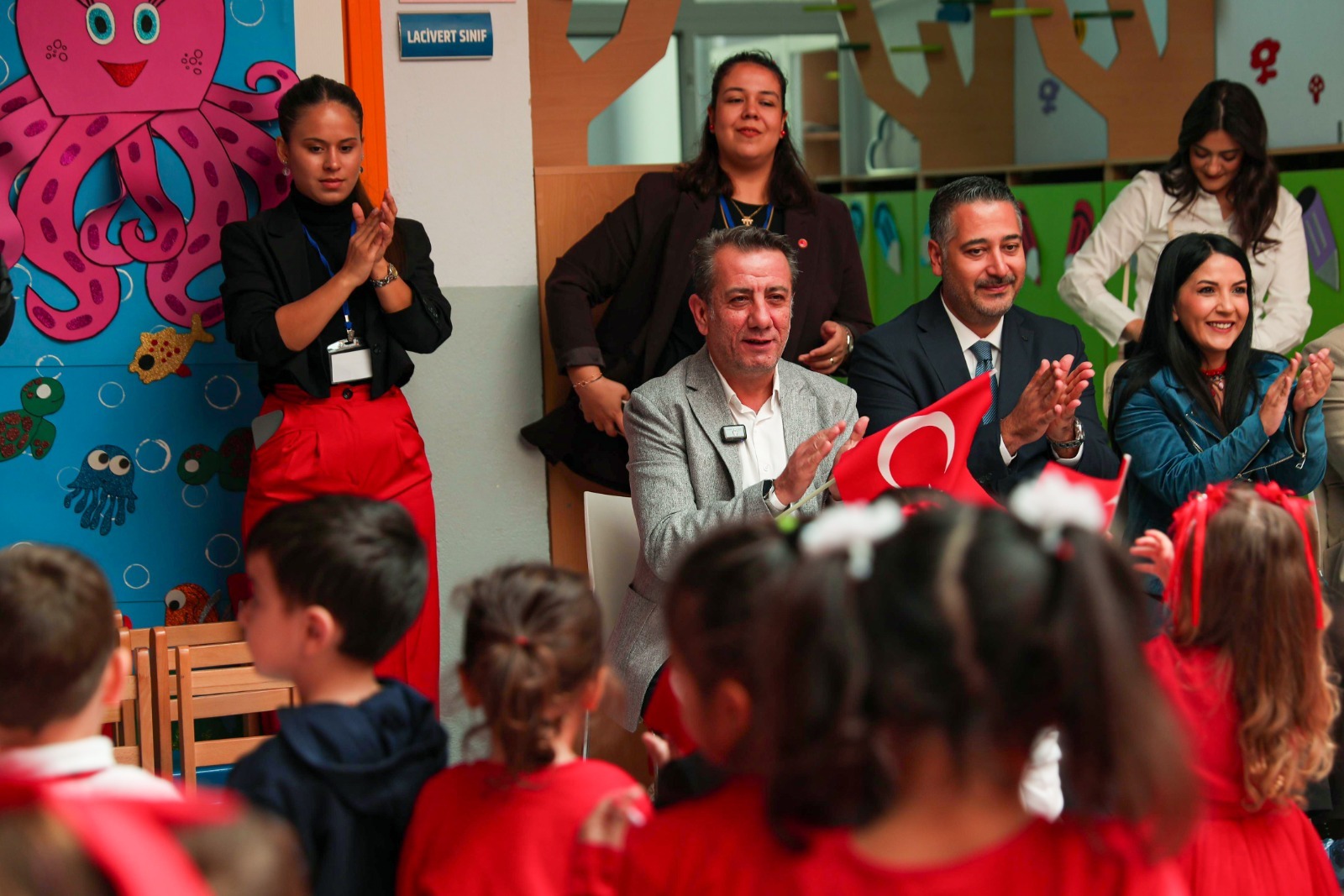 Başkan Yetişkin çocukların bayram coşkusuna ortak oldu