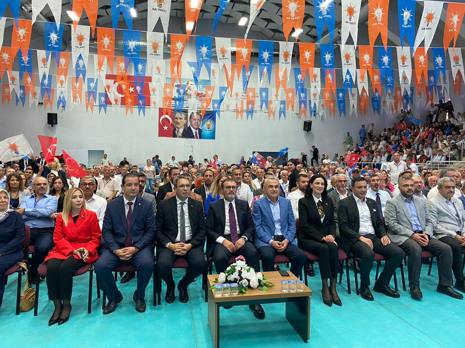  AK Parti Efeler’de, Kendirlioğlu güven tazeledi