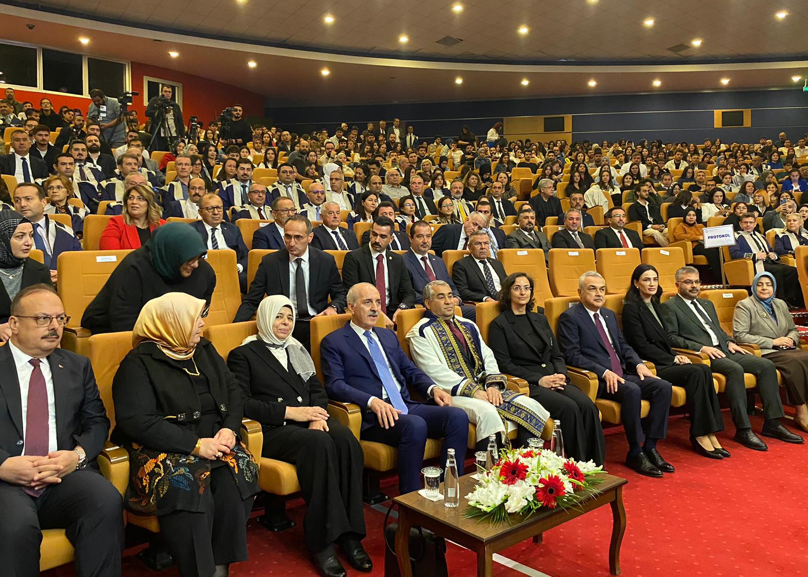 ADÜ yeni Akademik Yılı’nı kutladı