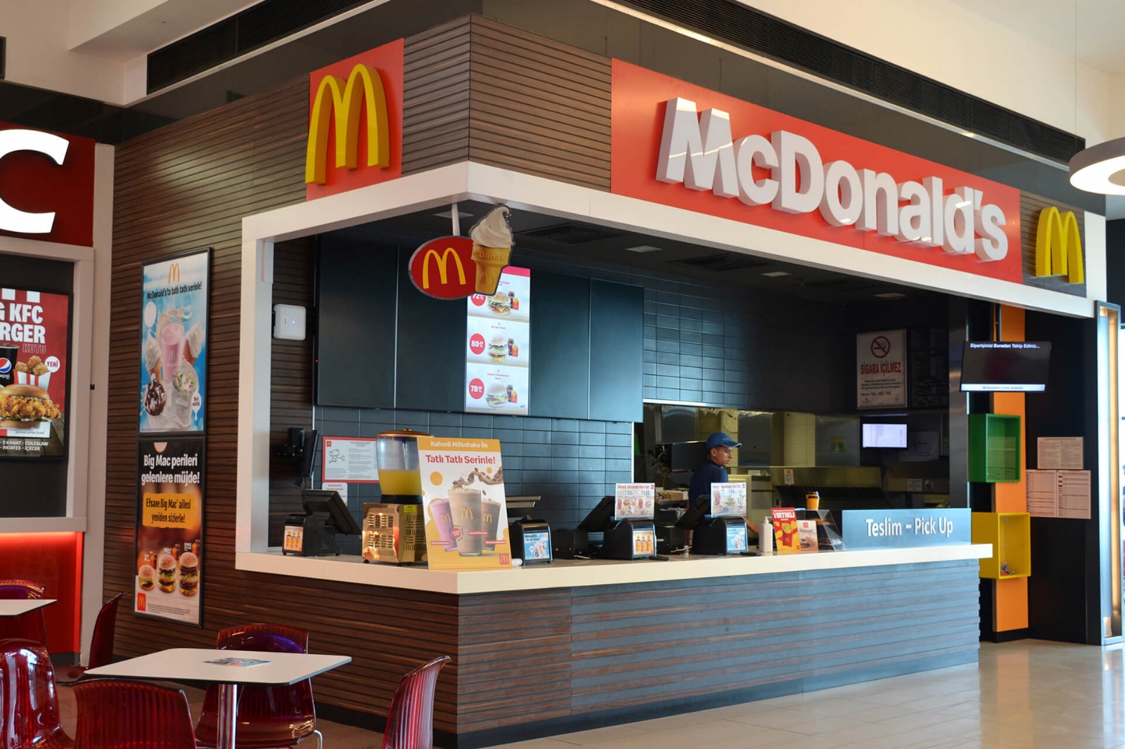 Köfteci Yusuf'u konuşurken McDonald's karıştı! Ölümcül virüs nedeniyle satışlar durduruldu