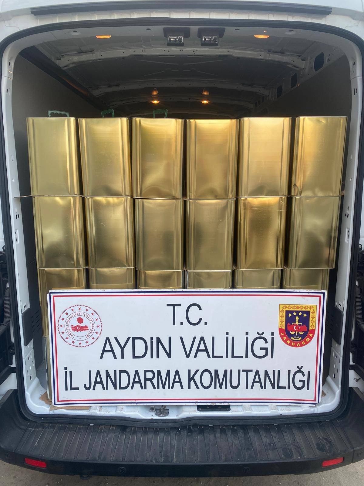 Aydın'da sahtekarlar deprem bölgesine acımadı! Tonlarca sahte zeytinyağını gönderirken yakalandılar 