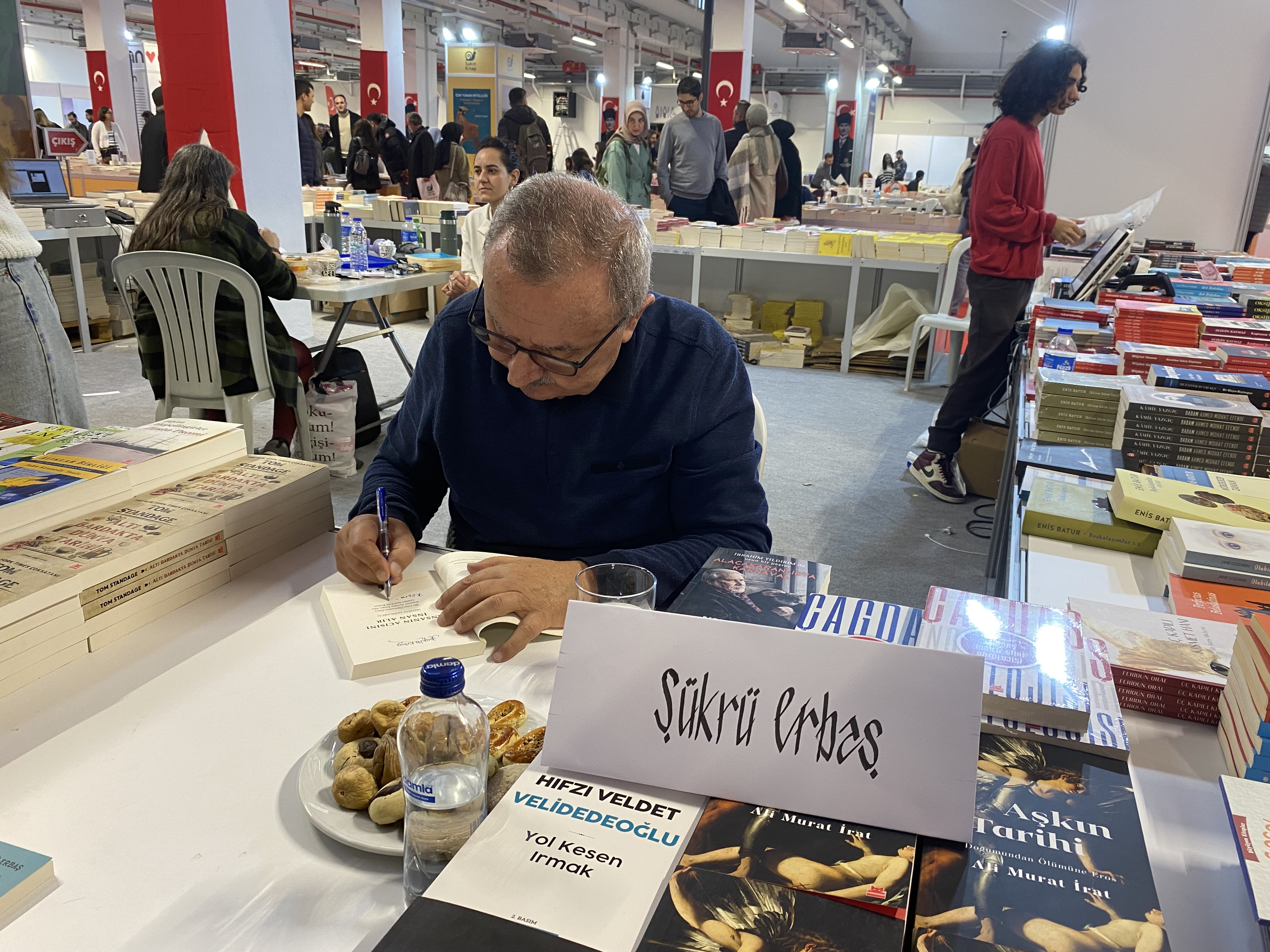 Aydın Kitap Fuarı’na vatandaşlar yoğun ilgi gösteriyor 