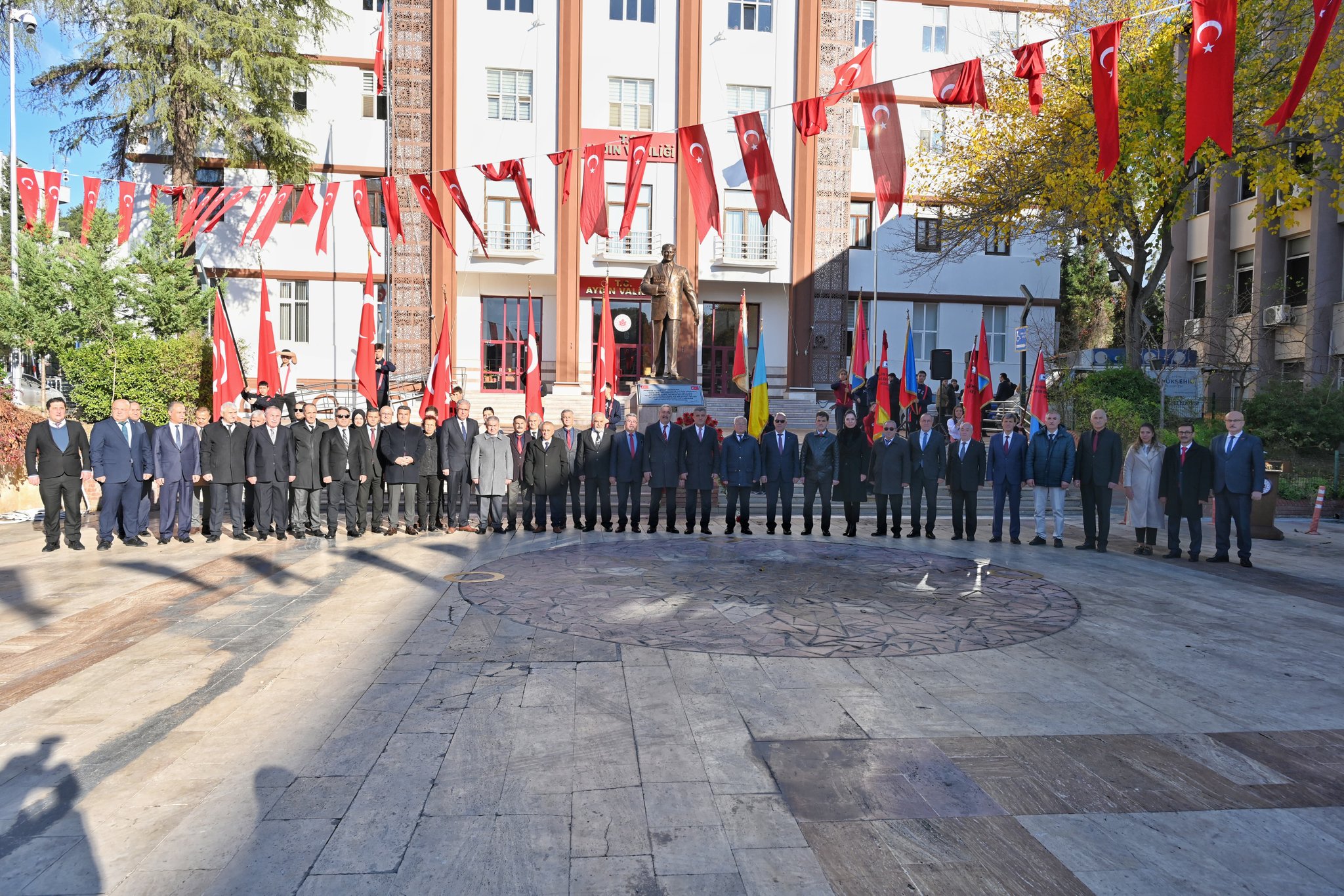 Aydın’da Öğretmenler Günü kutlandı