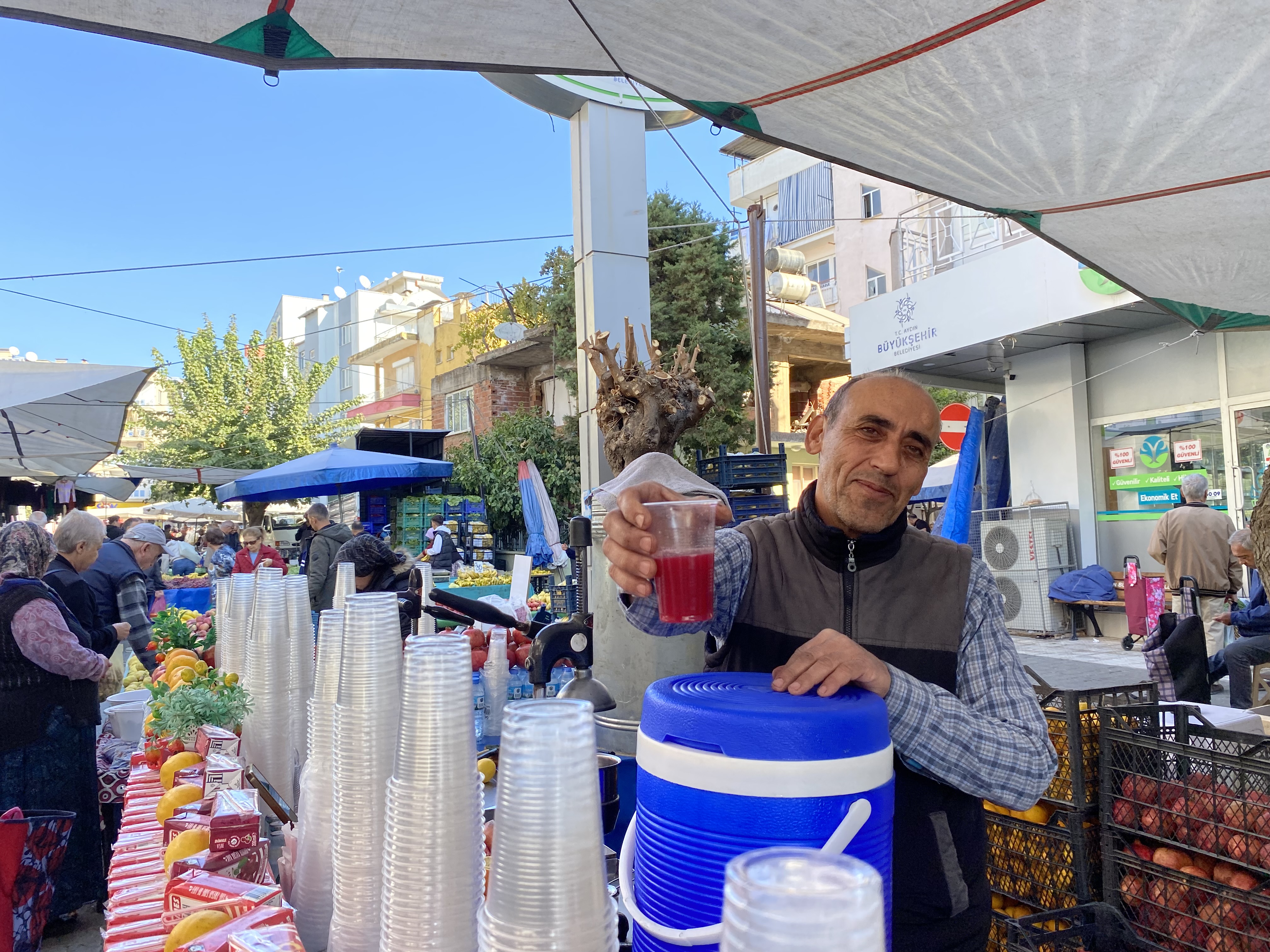 Aydın’da pazarın şifa deposu! Yazın serinleten kışın vitamin depolatan tezgah