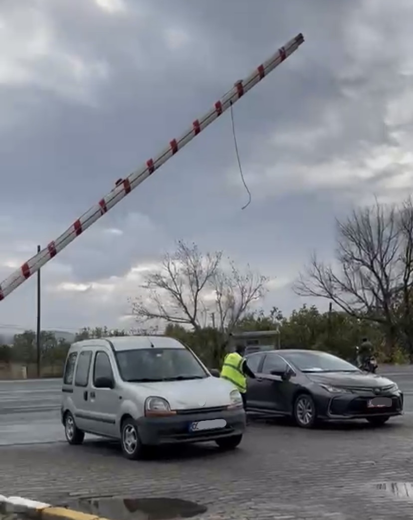 Aydın'da tren yolu bariyerleri error veriyor!