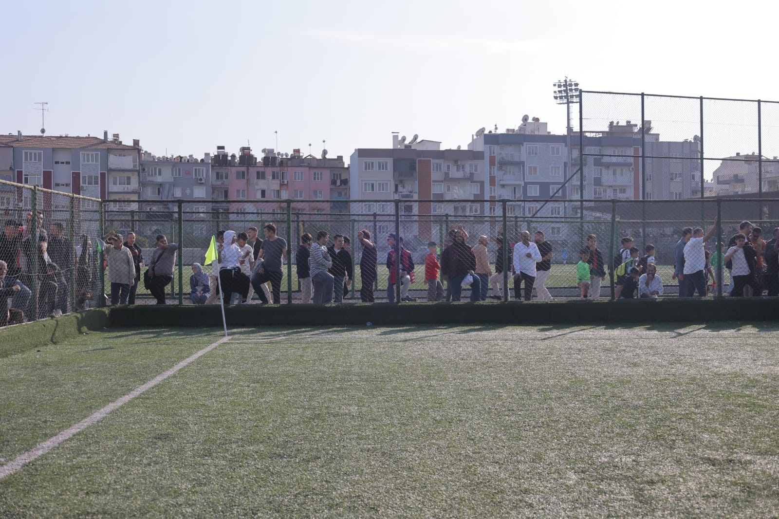 Aydın stadyum istiyor! Binlerce sporseverler maça akın etti