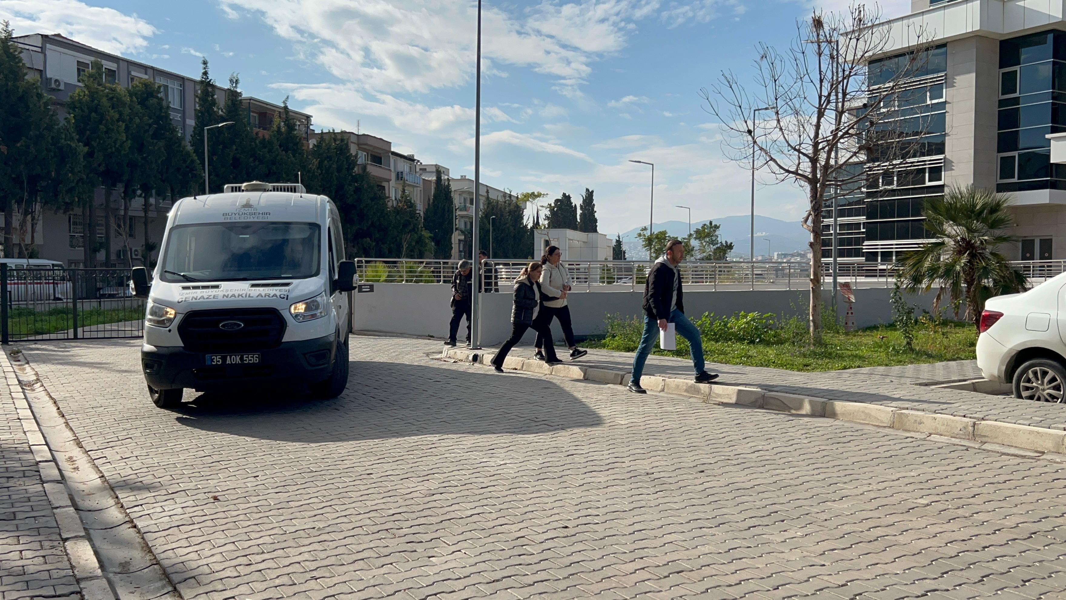 Bir çocuk annesi kadını sevgilisi öldürdü! Başından vurup cesedi karakola götürdü