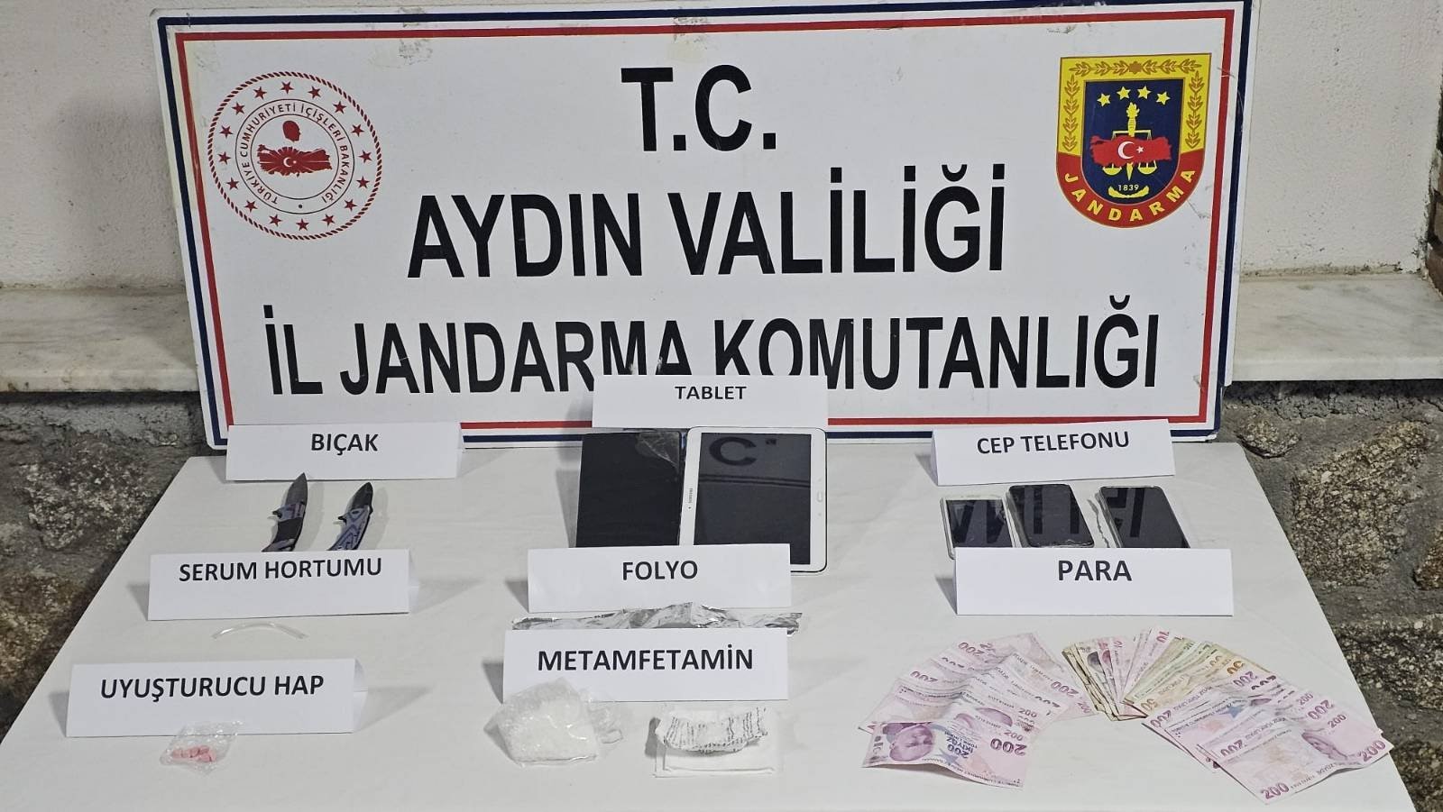 Aydın'da zehir tacirlerine büyük şok! 3 kişi tutuklandı