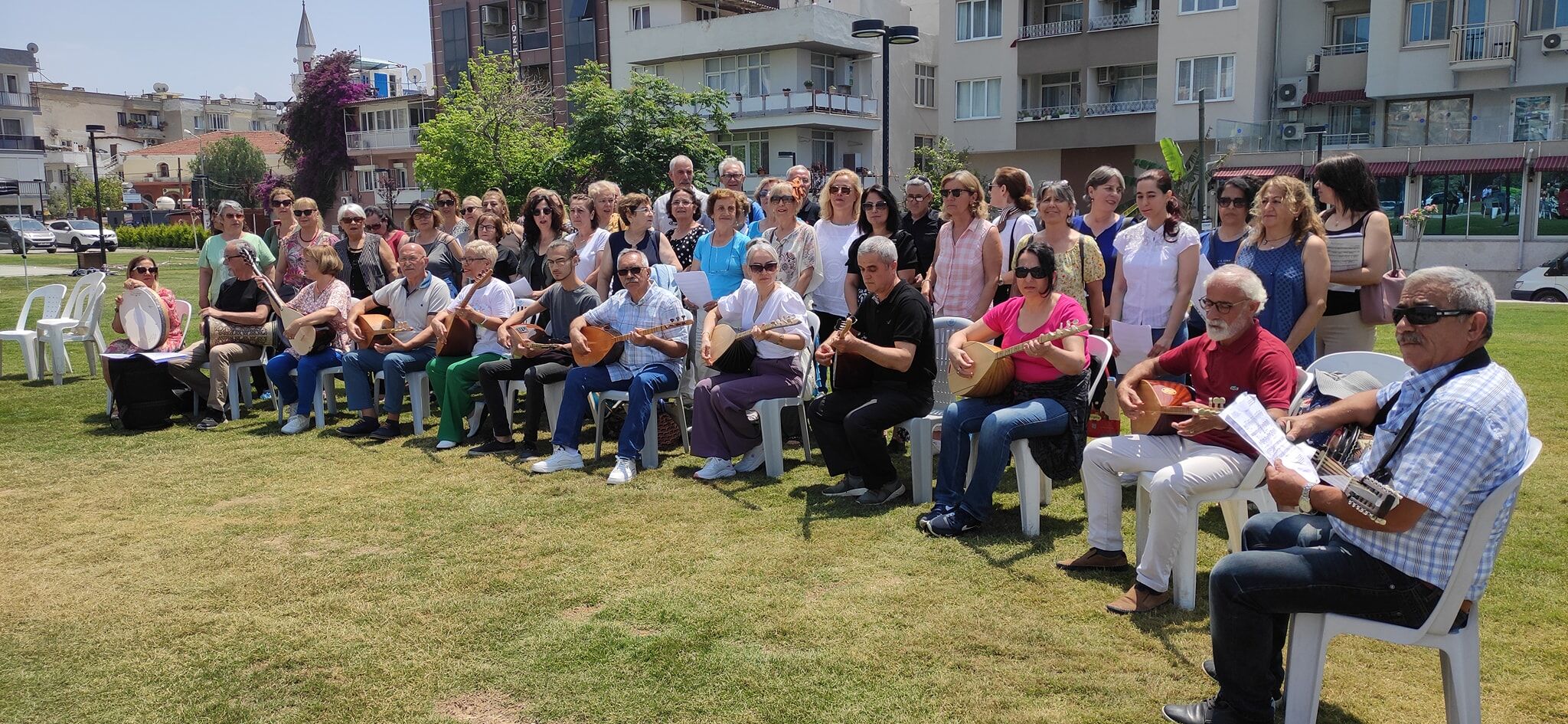 Baskan Cercioglunun Baslattigi Guz Donemi Etkinlikleri Kusadasinda Da Devam Ediyor 529409 5B49Ee1C0B597Ef2D799Ab9256E17C4B