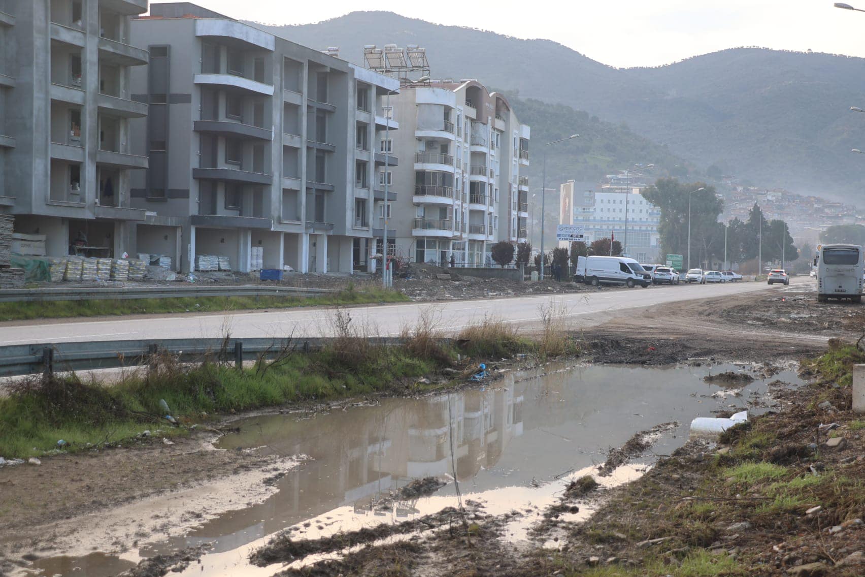 CHPli Akın’dan, AK Partili Demir’e yol cevabı!