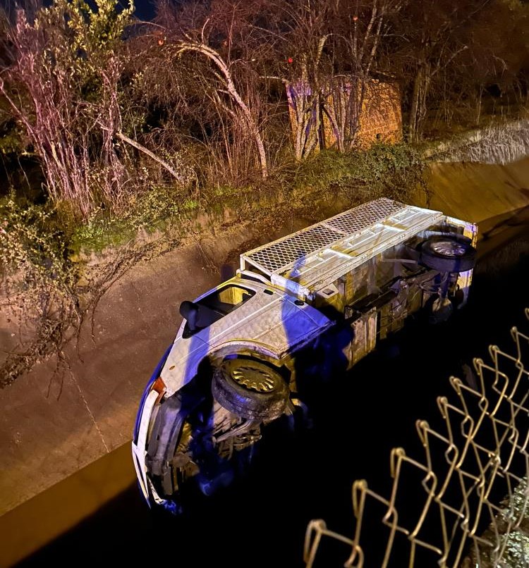 Aydın'da esrarengiz kaza! Araç uçtu, sürücü kayboldu