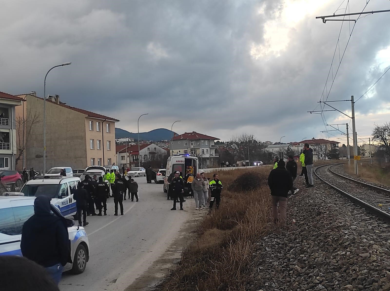 Sürücü dur ihtarına uymadı! Kaza yapan araç takla attı 