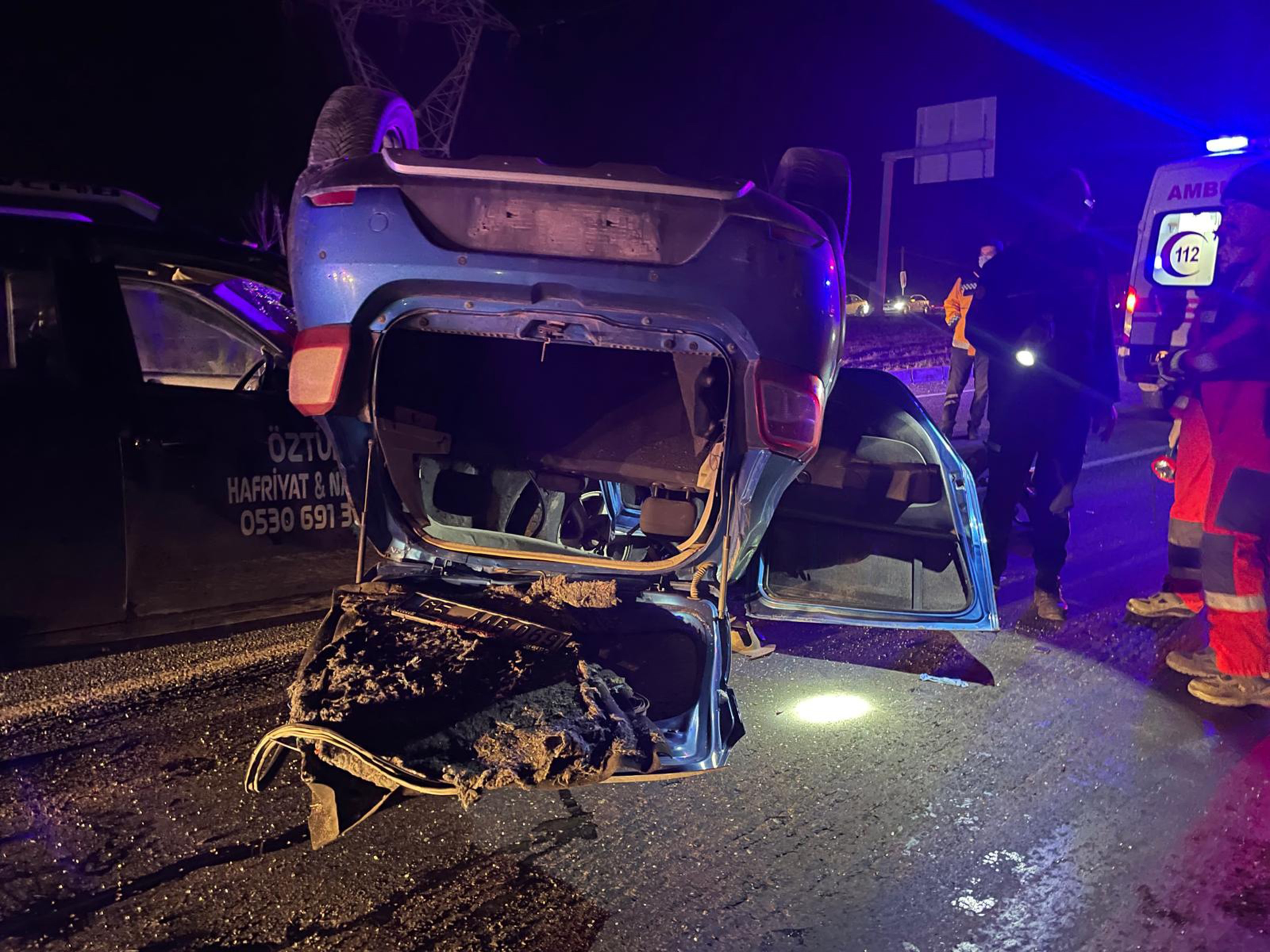 Araçlar birbirine girdi! Çok sayıda ambulans sevk edildi 