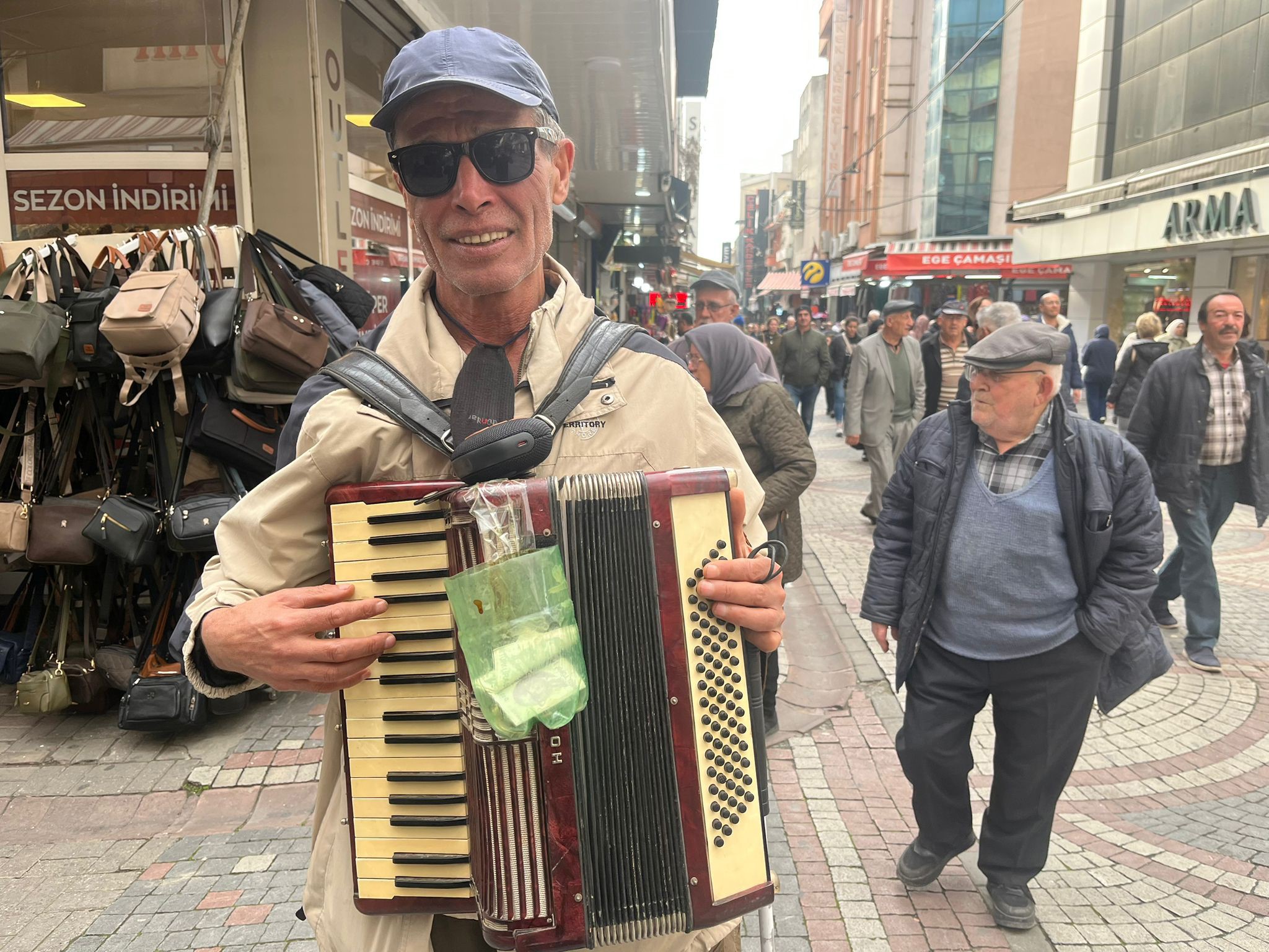 Aydın’da görme engelli sanatçıdan müzik ziyafeti