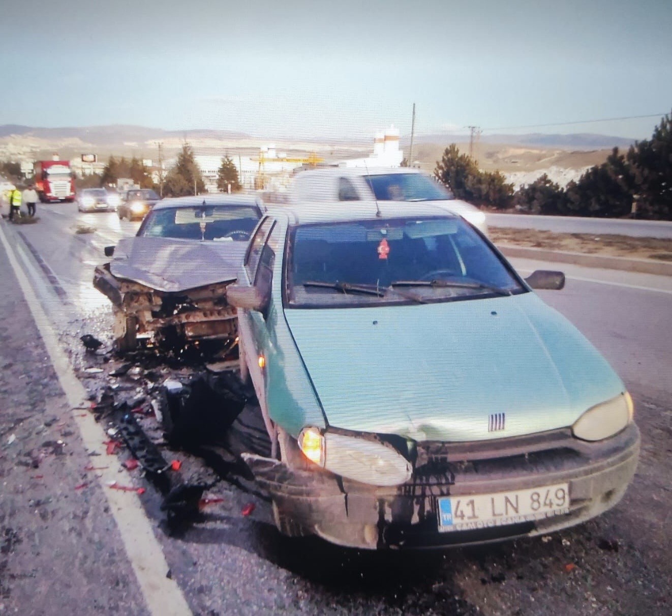 Karayolunda zincirleme trafik kazası! 1’i çocuk 8 yaralı