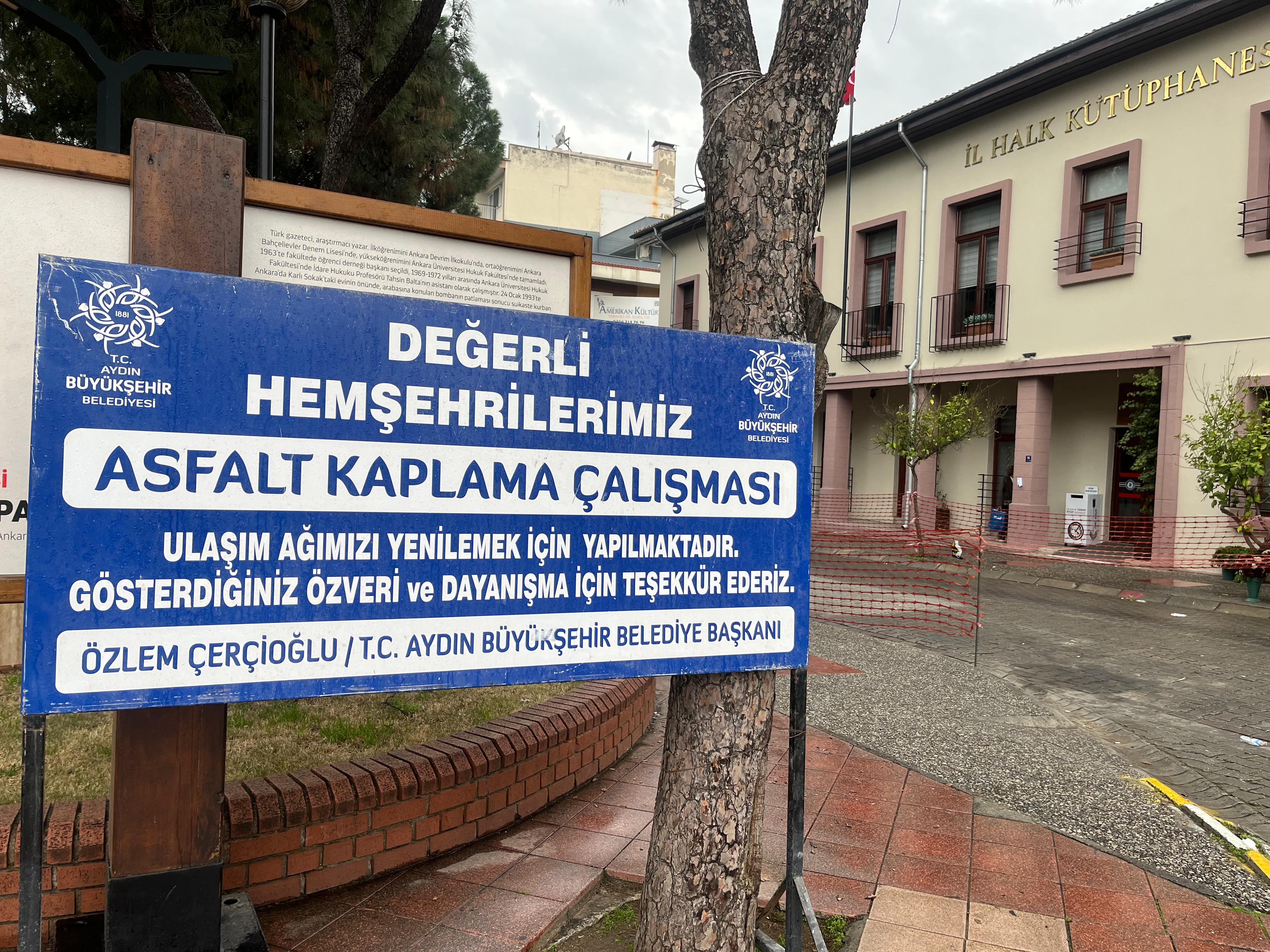 Cumhuriyet Caddesi’nde yol yenileniyor: Bölge halkından Büyükşehir'e teşekkür