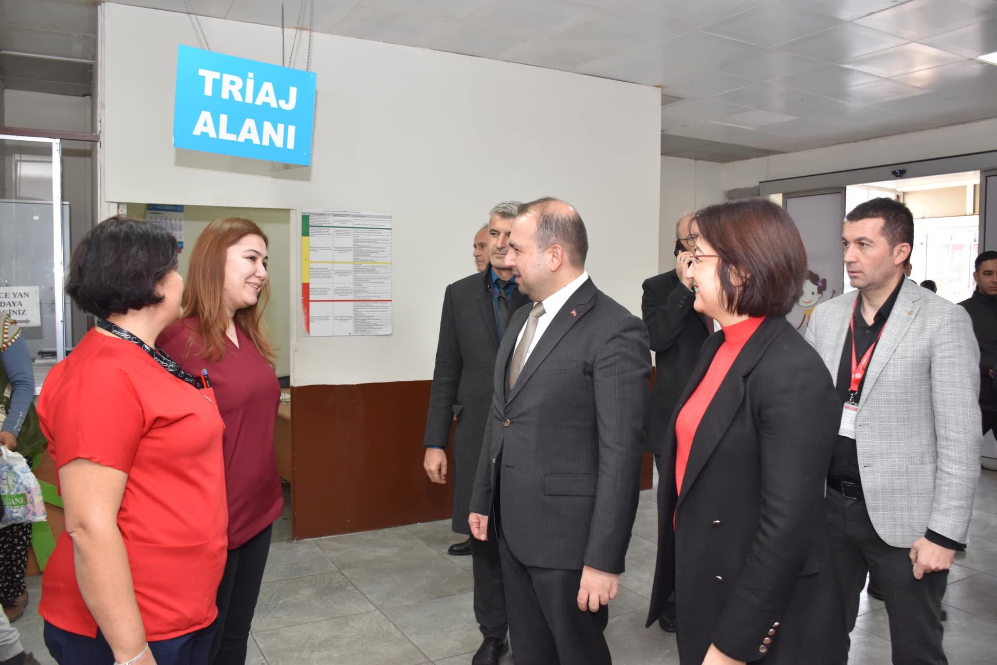 Müdür Şenkul’dan sağlık çalışanlarına yeni yıl ziyareti