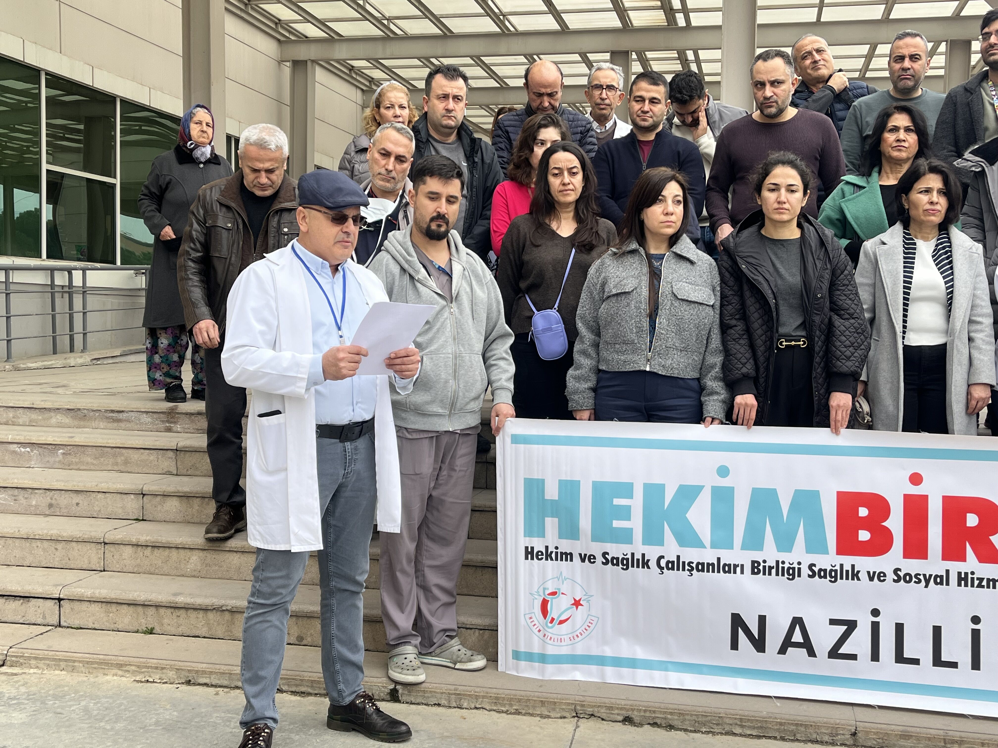 Nazilli’de hekimler iş bıraktı: “Hekimler tükeniyor”