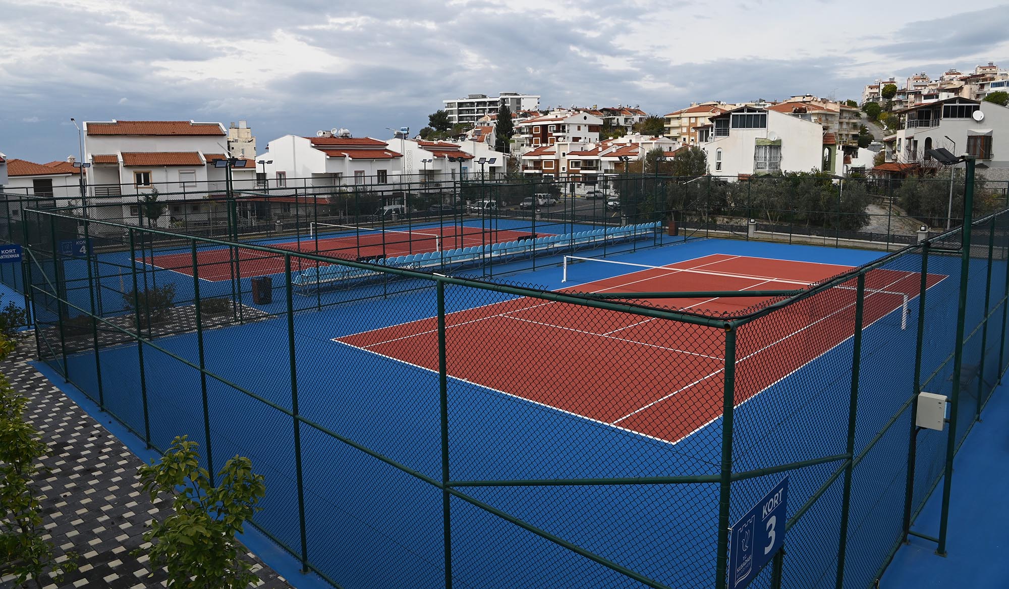 Tenis Kulübü (2)