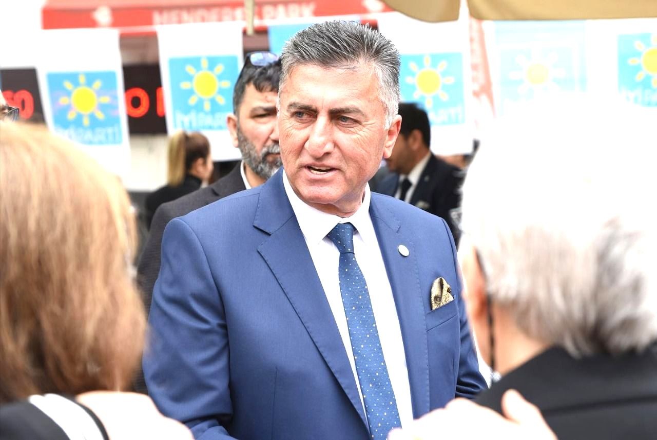 Ertürk, DEM-MHP görüşmesini değerlendirdi: “Tepelerine binmek lazım!”