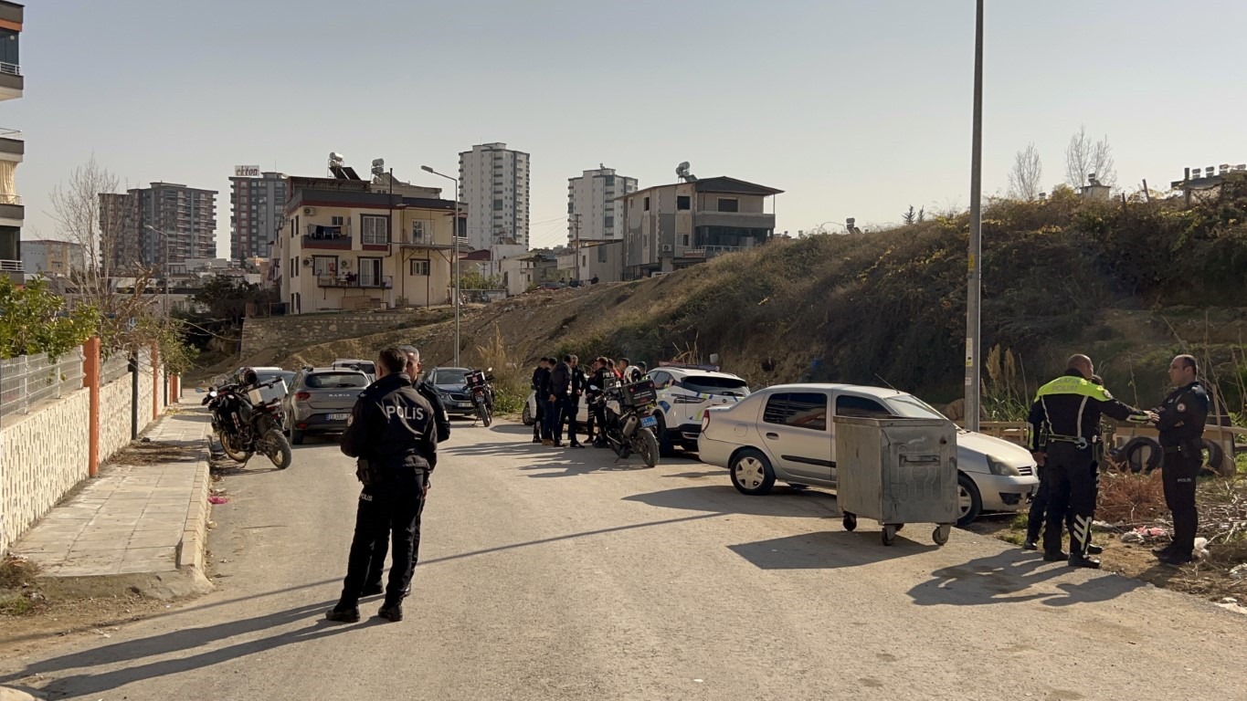 Polis memuru katliam yaptı! Ailesinden 5 kişiyi vahşice öldürdü