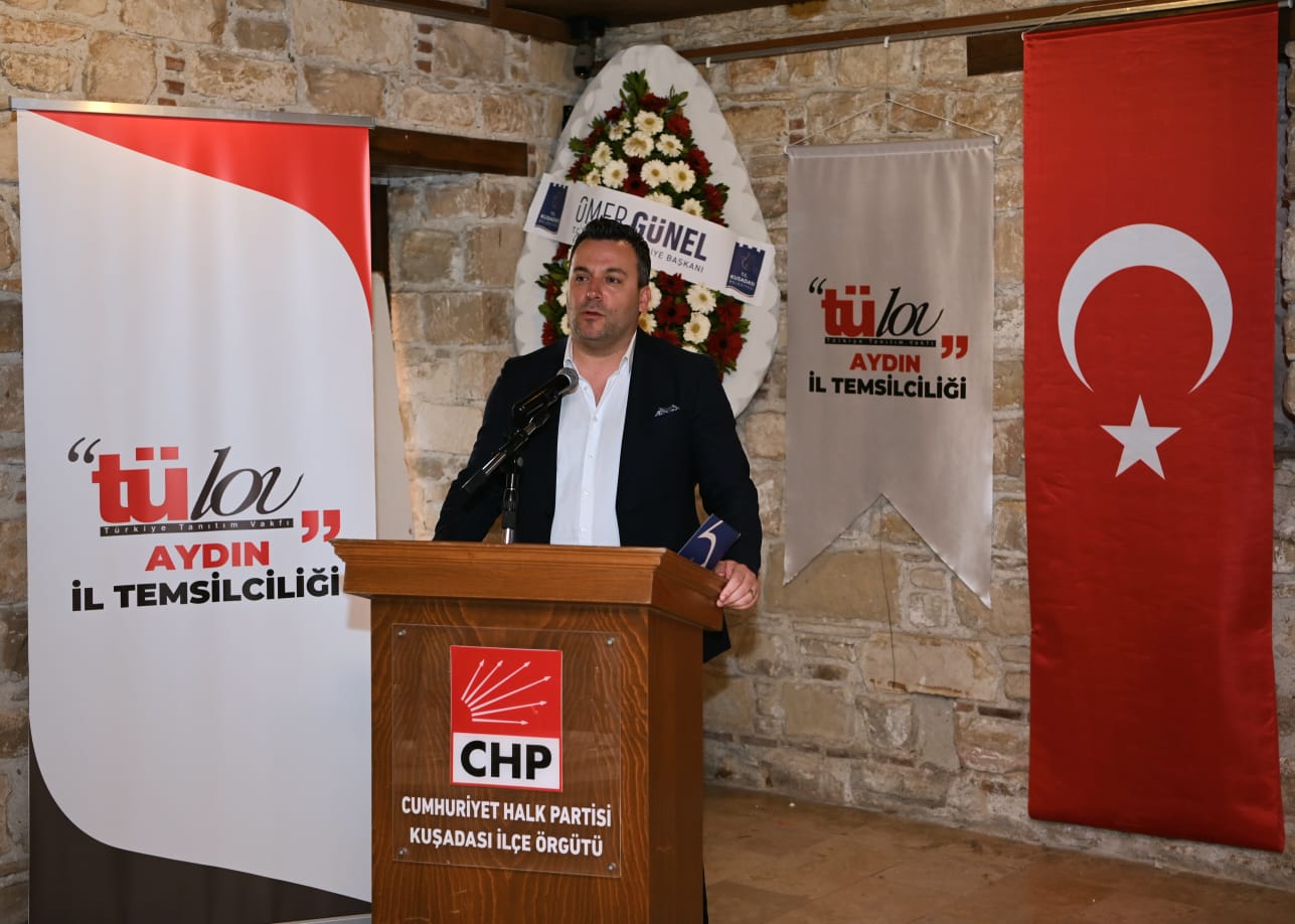 CHP Kuşadası ilçe örgütü halkın vekili ‘Kamer Genç’i andı