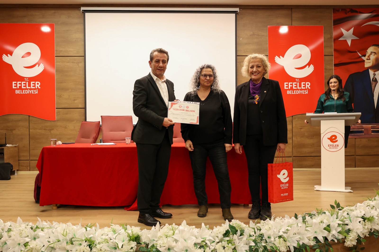 Efeler’de ideal aile toplantısı gerçekleşti