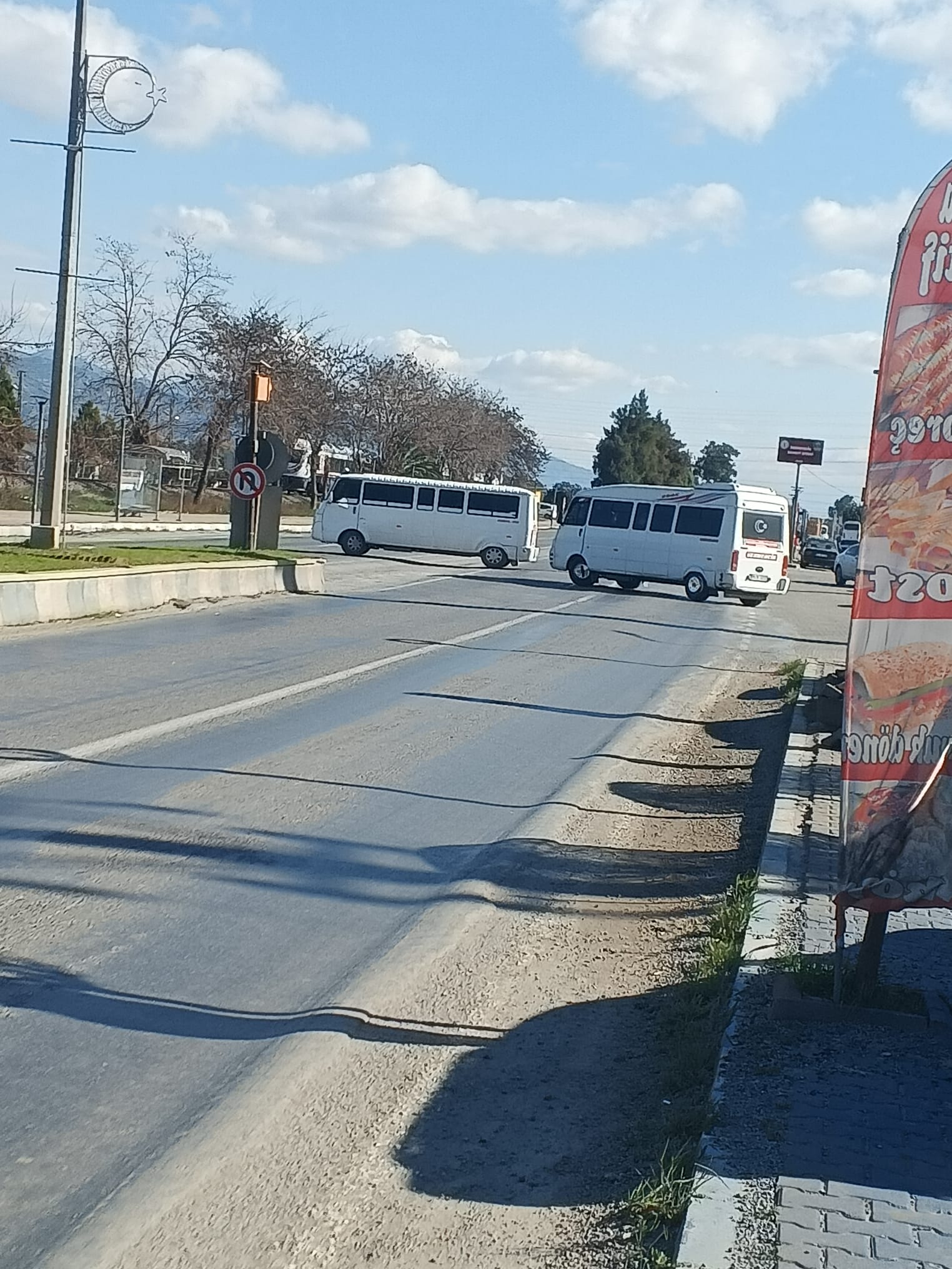 Germencik’teki trafik kazaları esnafı çileden çıkardı