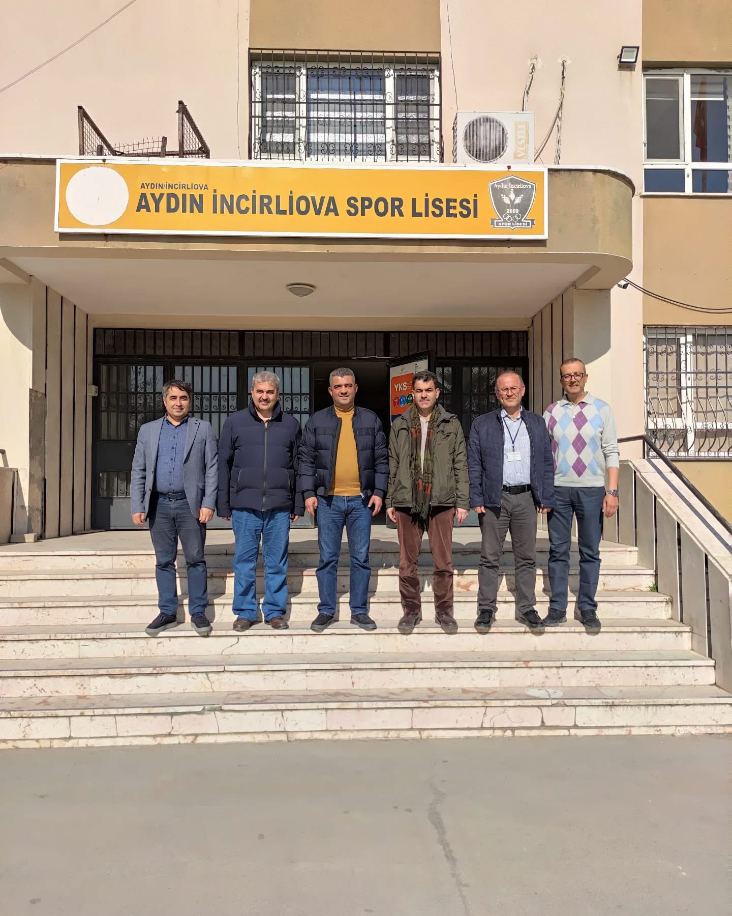 Mudur Ekiciden Incirliovadaki Spor Lisesine Ziyaret Projeleri Degerlendirdi 541043 771178E62A22721D7218D76A906F8574