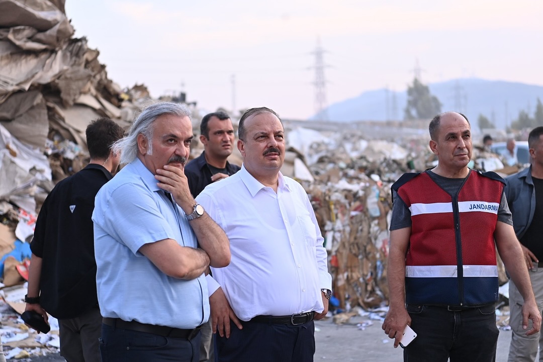 Uzmanlar Söke’deki kağıt fabrikası yangınına ışık tuttu