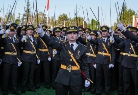 Teğmenlerle ilgili MSB'den yeni açıklama! İşte ihracın 3 nedeni  