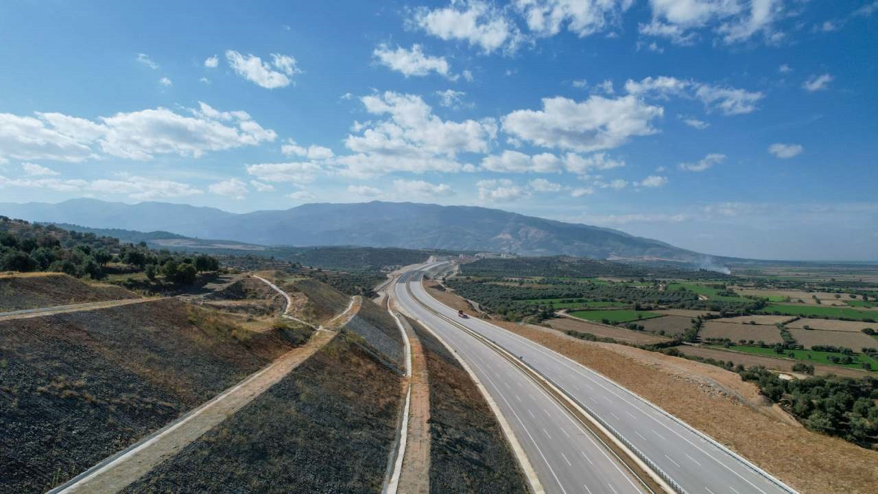 Aydın-Denizli Otoyolu için önemli uyarı! O saatlerde geçenler dikkatli olsun