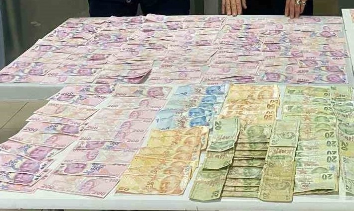 'Sahte depremzede' zabıtaları şok etti! Üzerinden çıkan paralar say say bitmedi